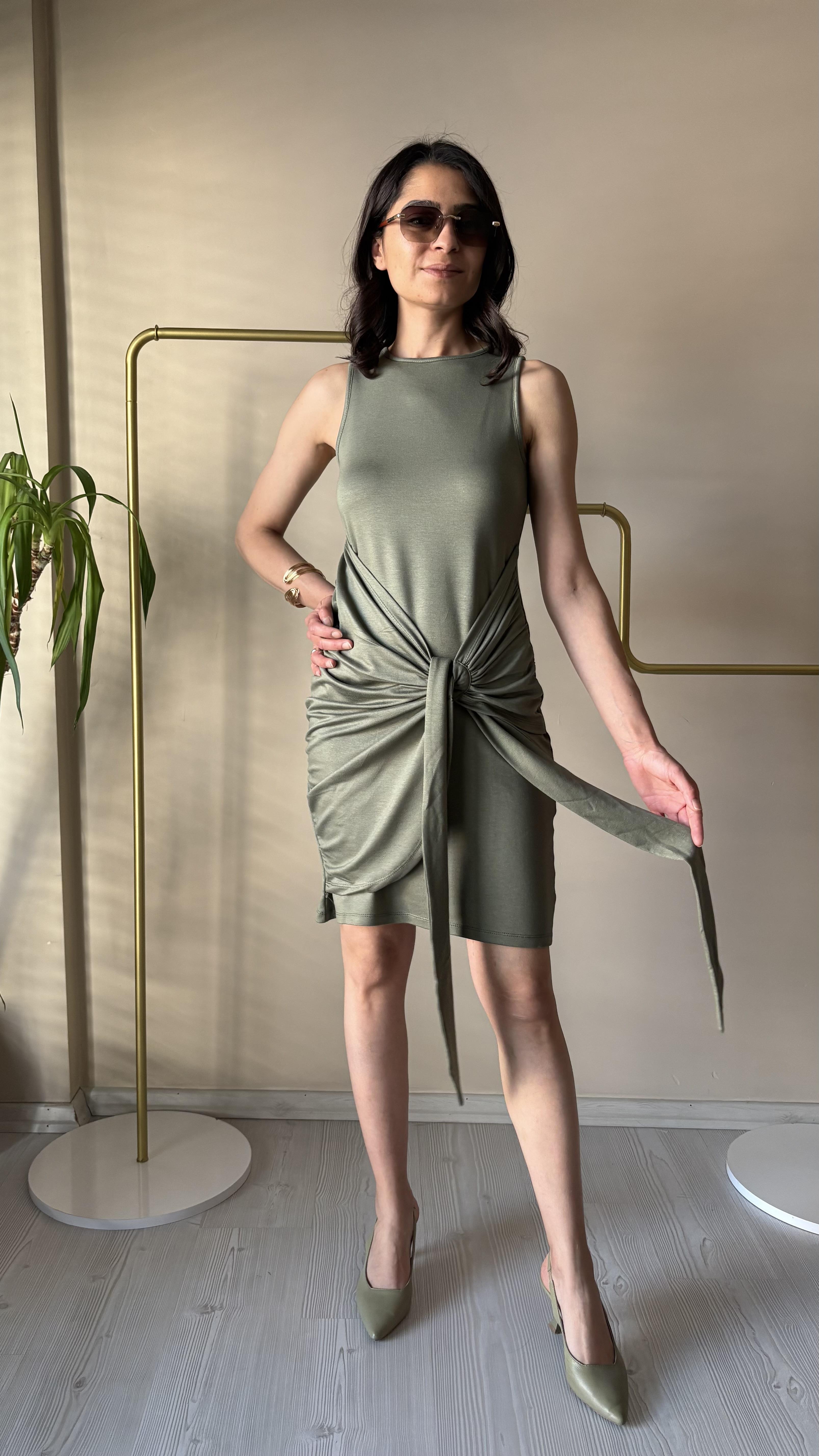 Mint yeşil kolsuz Elbise 