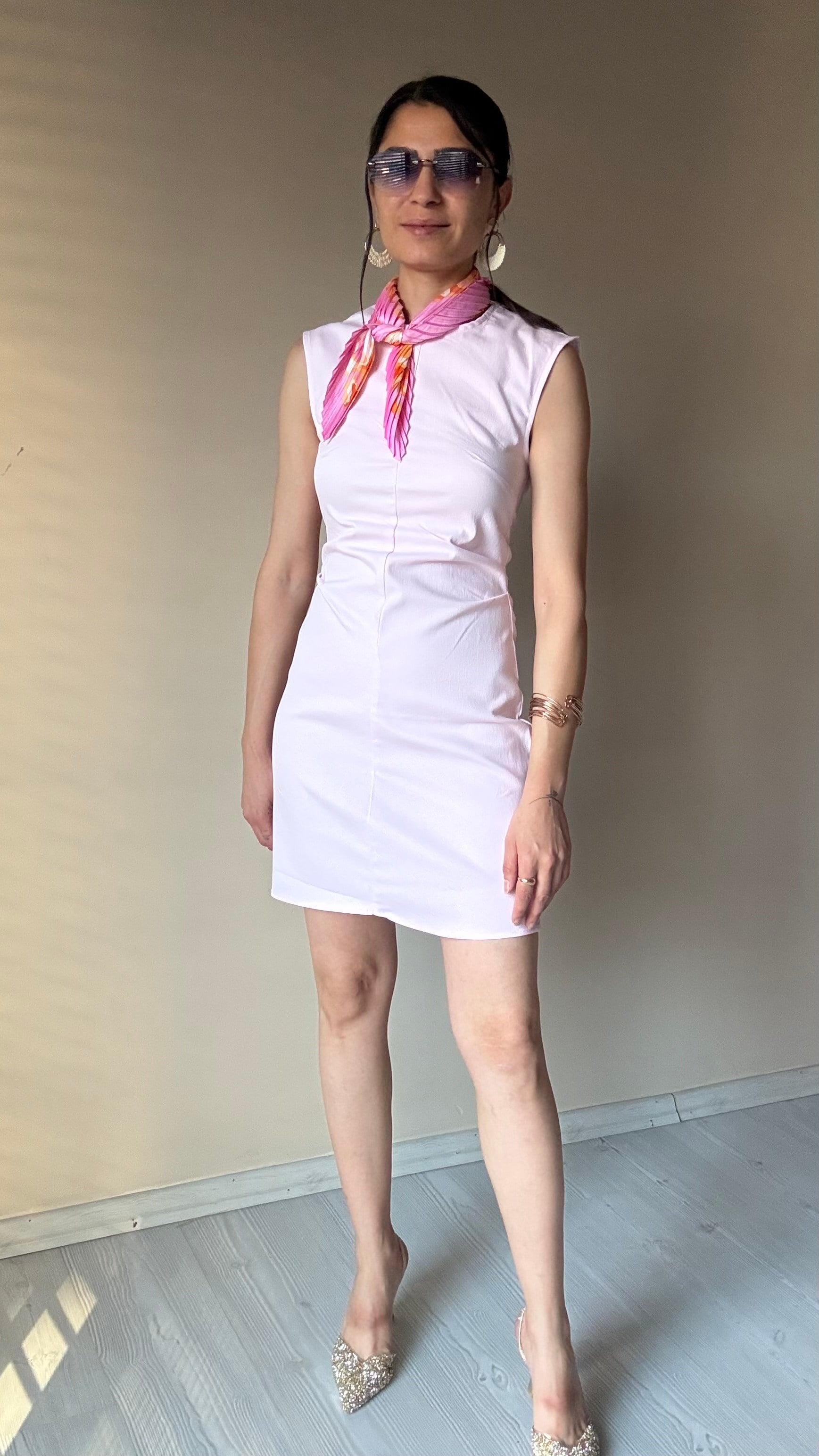 Pembe Likralı Elbise