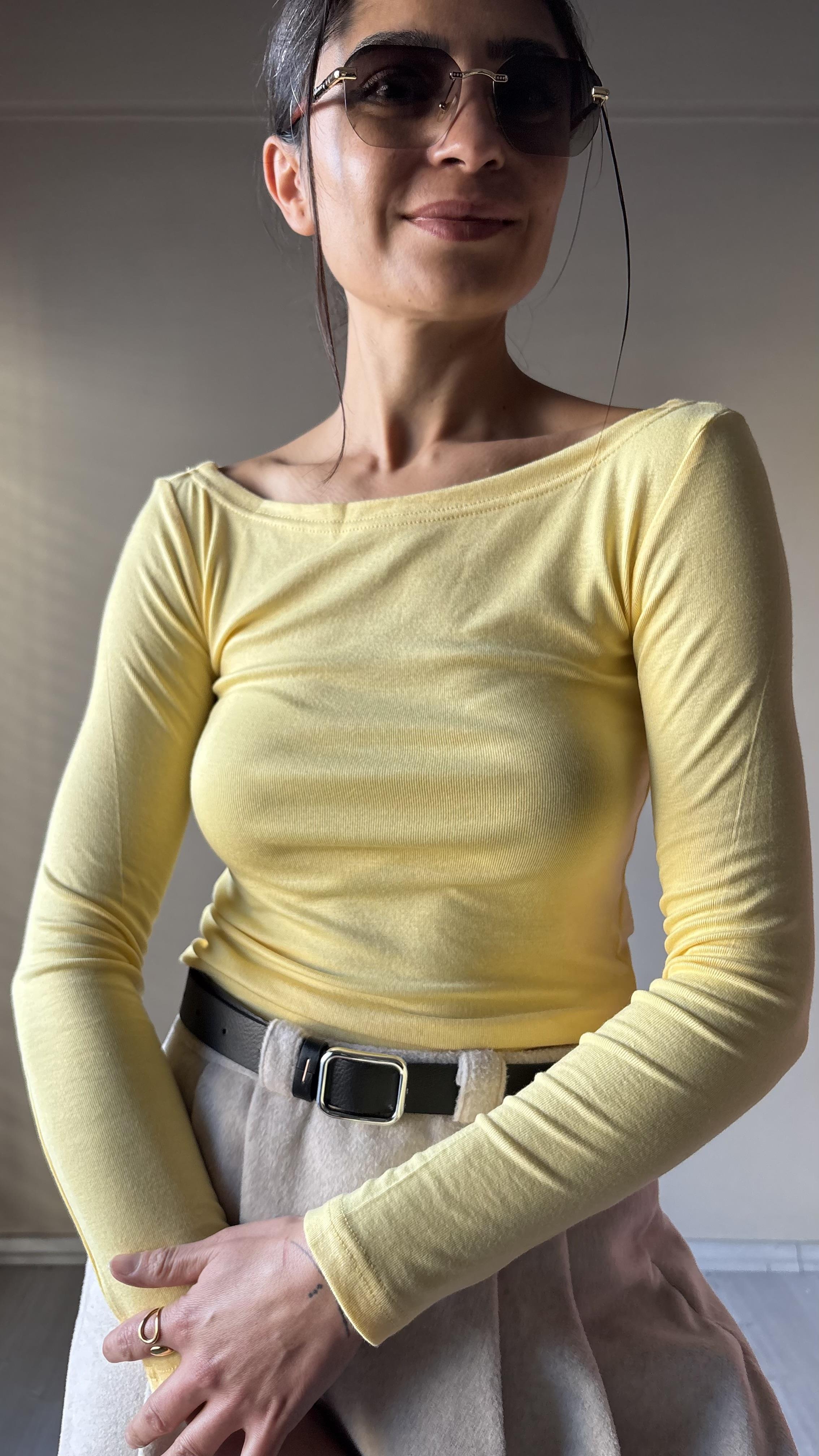 Sarı Modal Kayık yaka Body