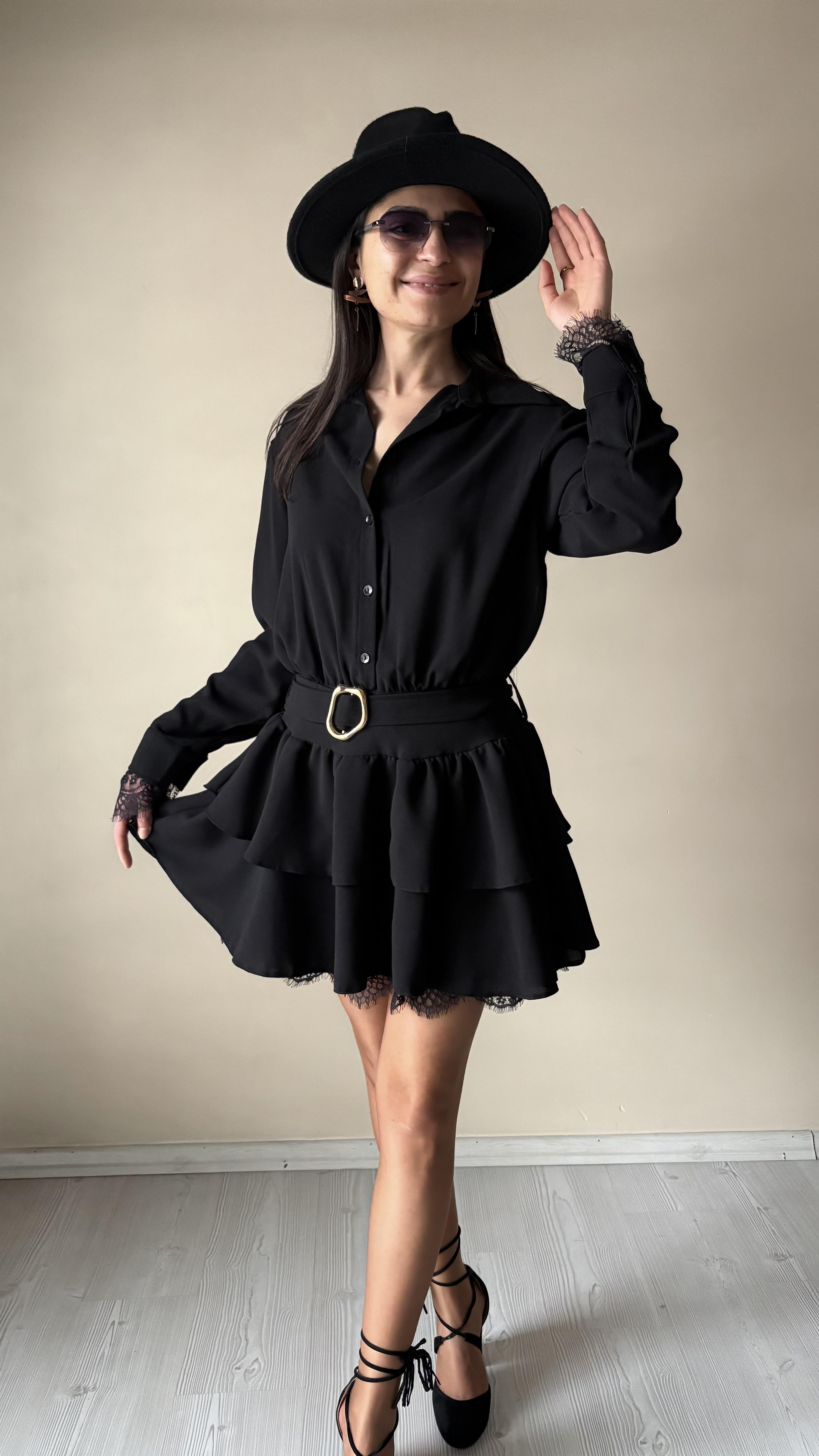 Siyah Dantel Detay Katlı Elbise 