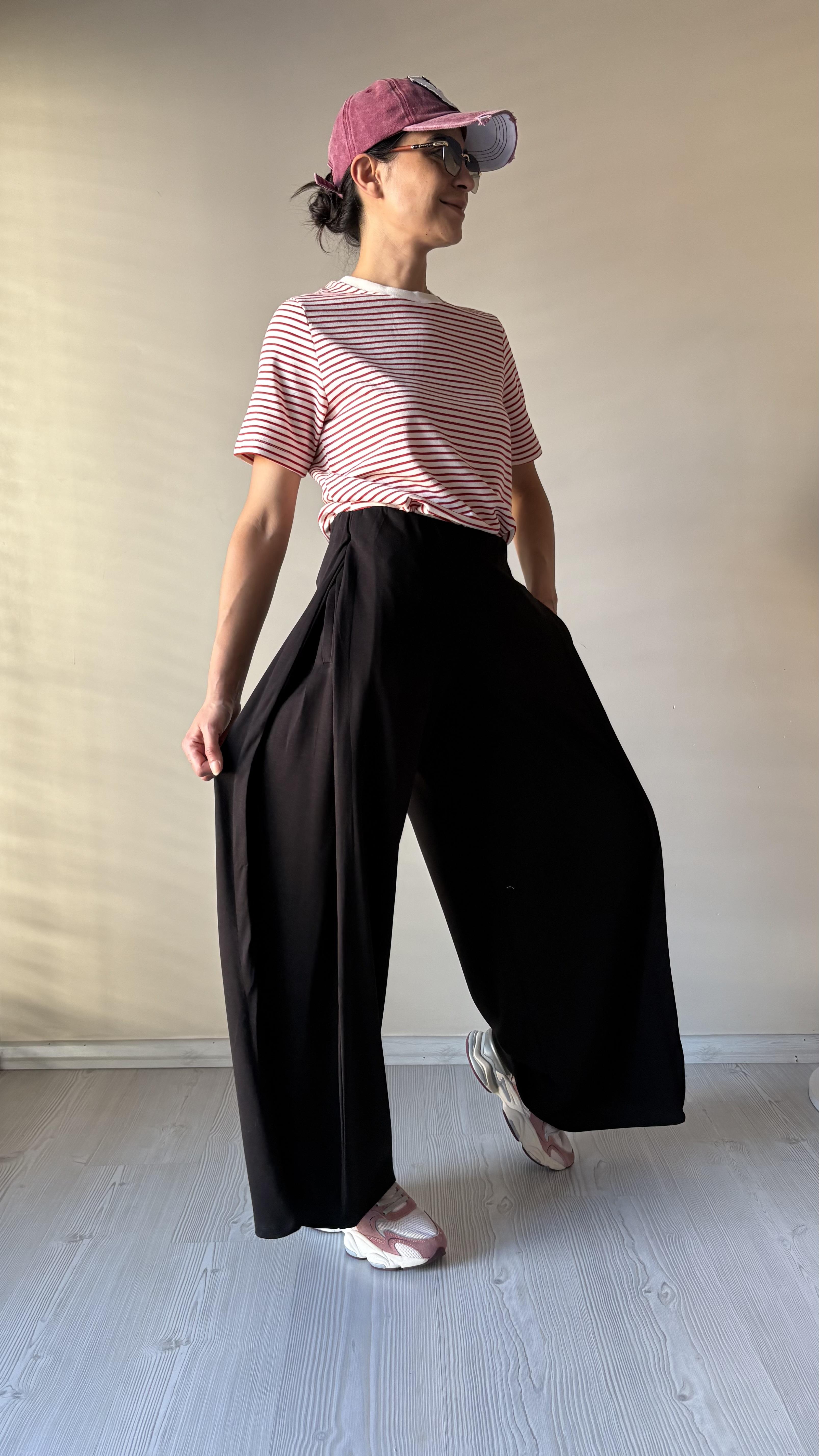 Siyah Modal yan Detaylı Pantolon 