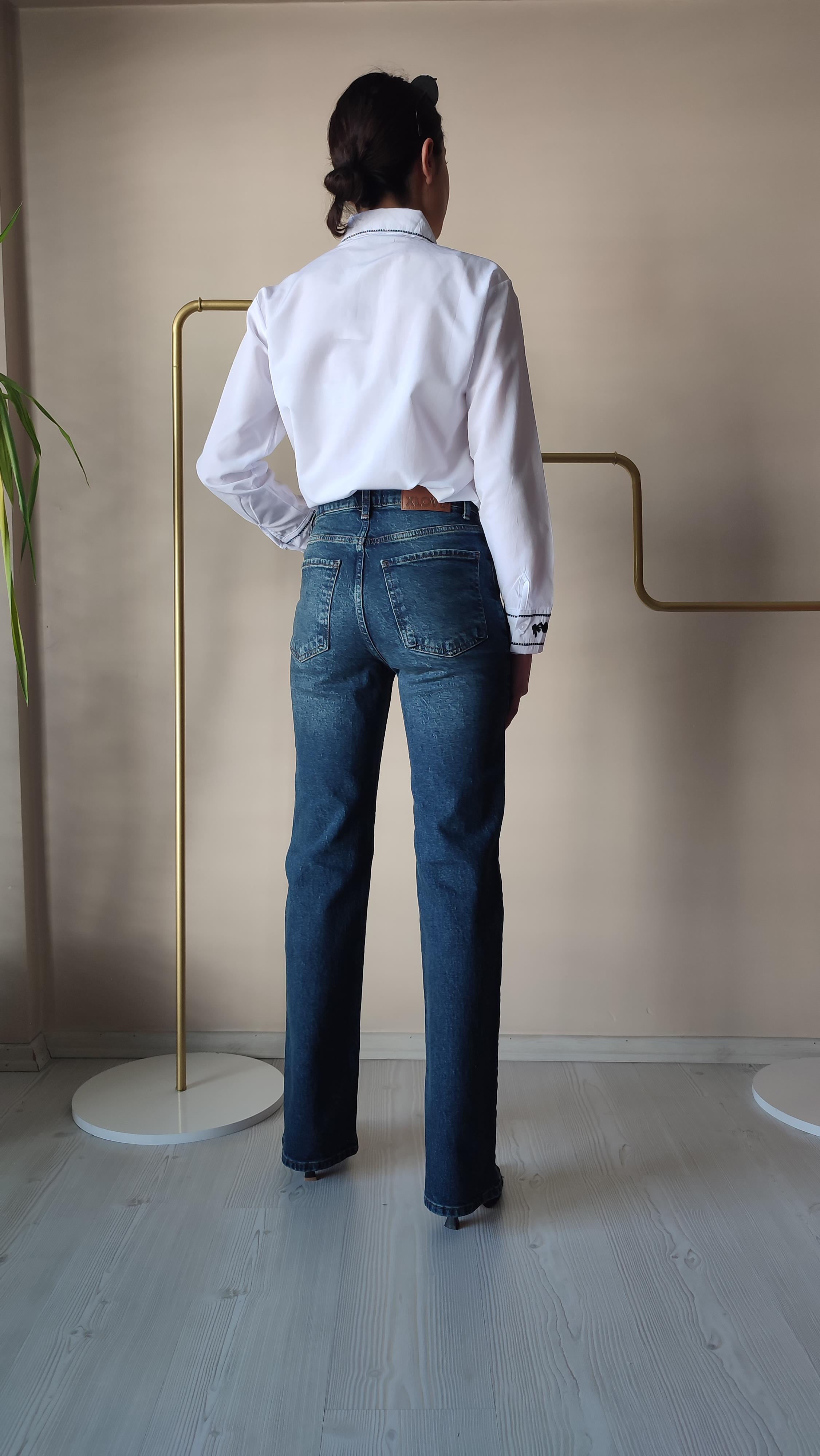 Xlove Koyu mavi Tintli dik paça Jean 