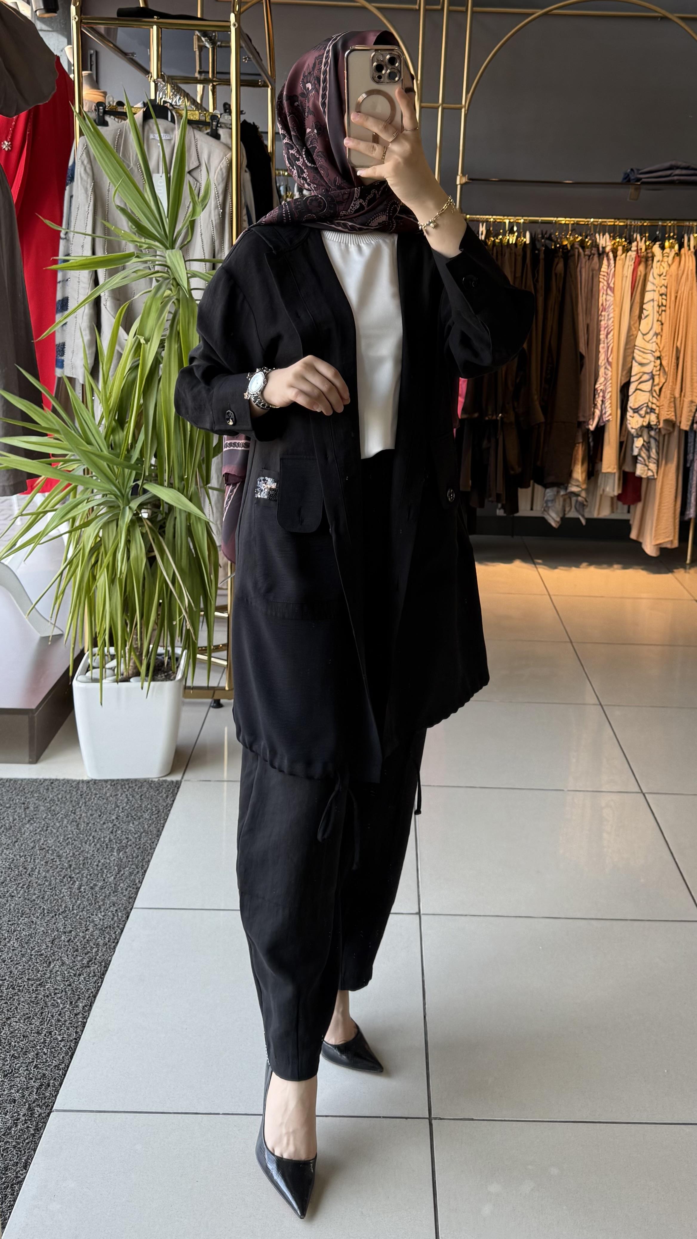 MASCARA TAKIM SİYAH