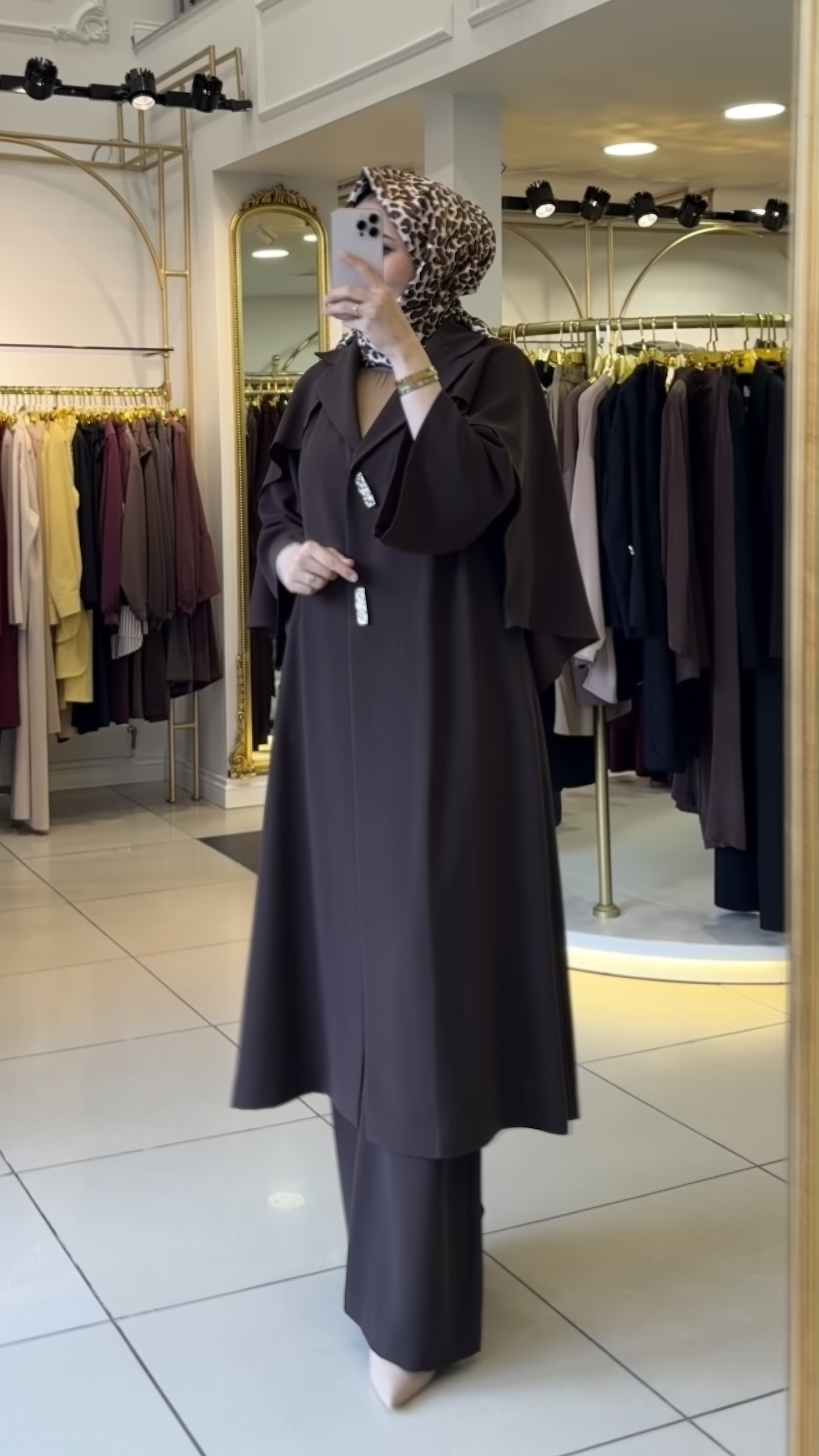 YEŞİM ÖZCAN TAKIM 