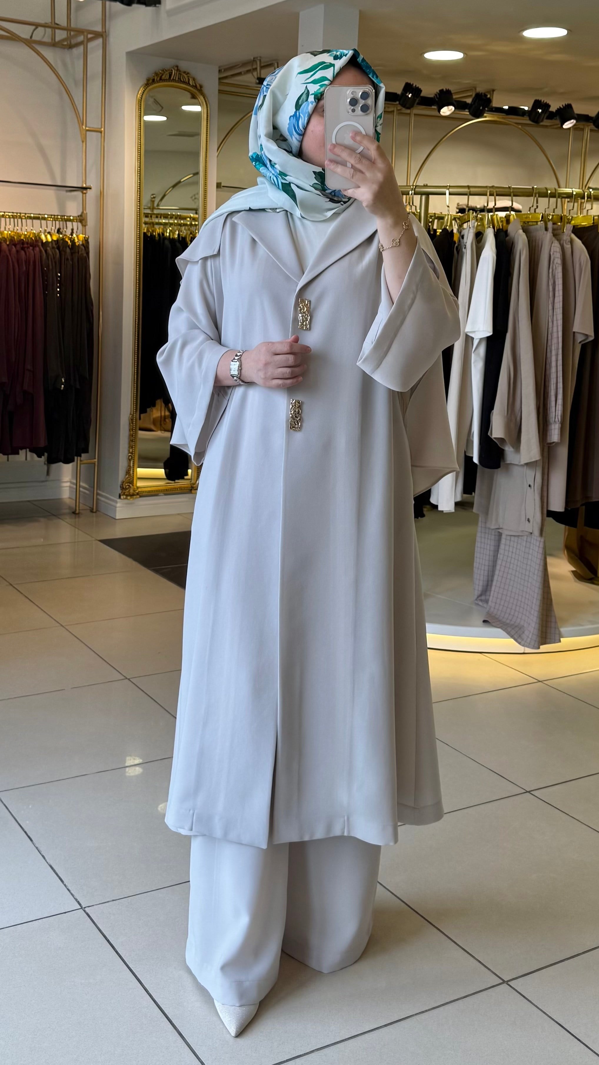 YEŞİM ÖZCAN TAKIM 