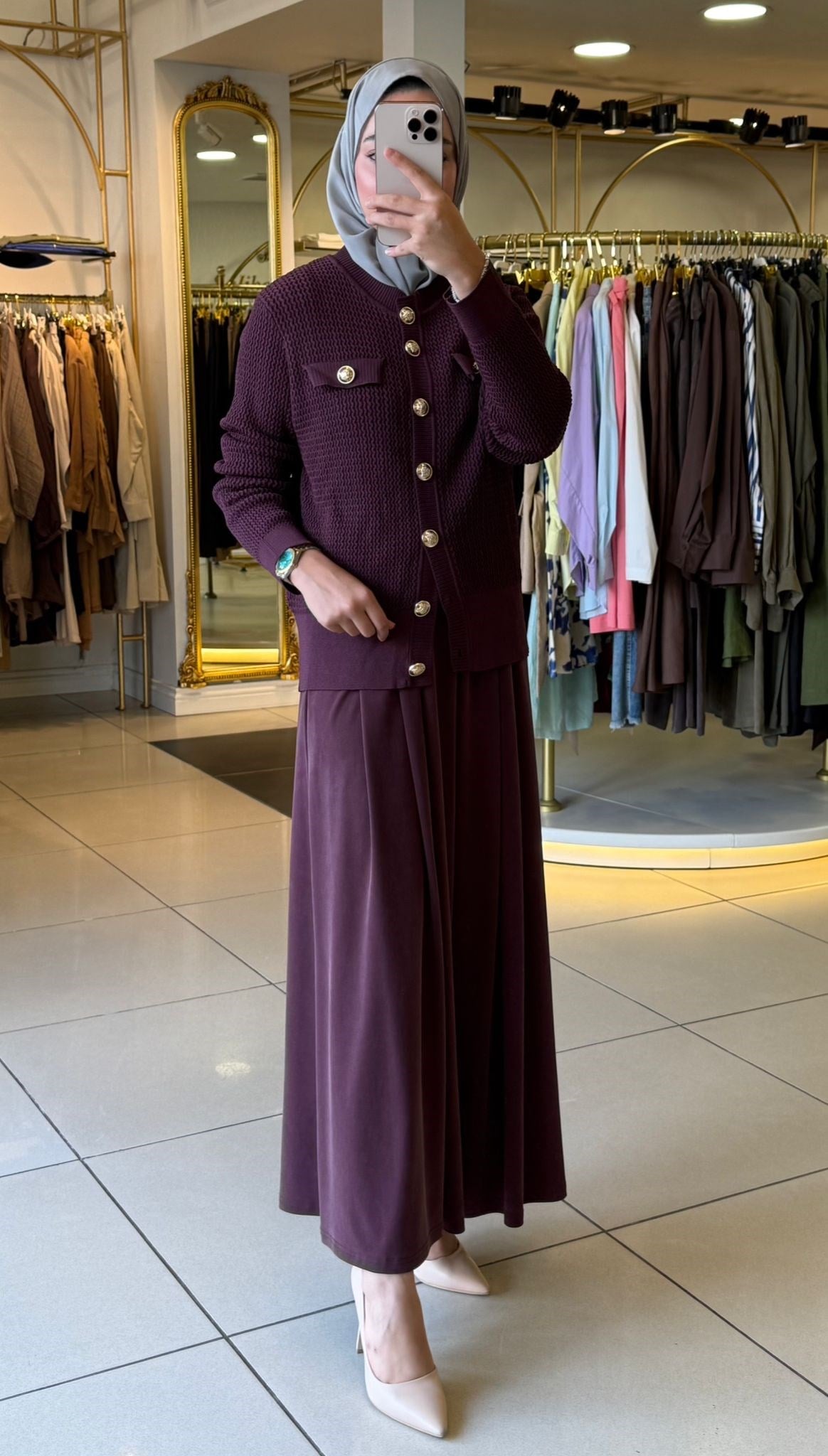 NUSS HIRKA