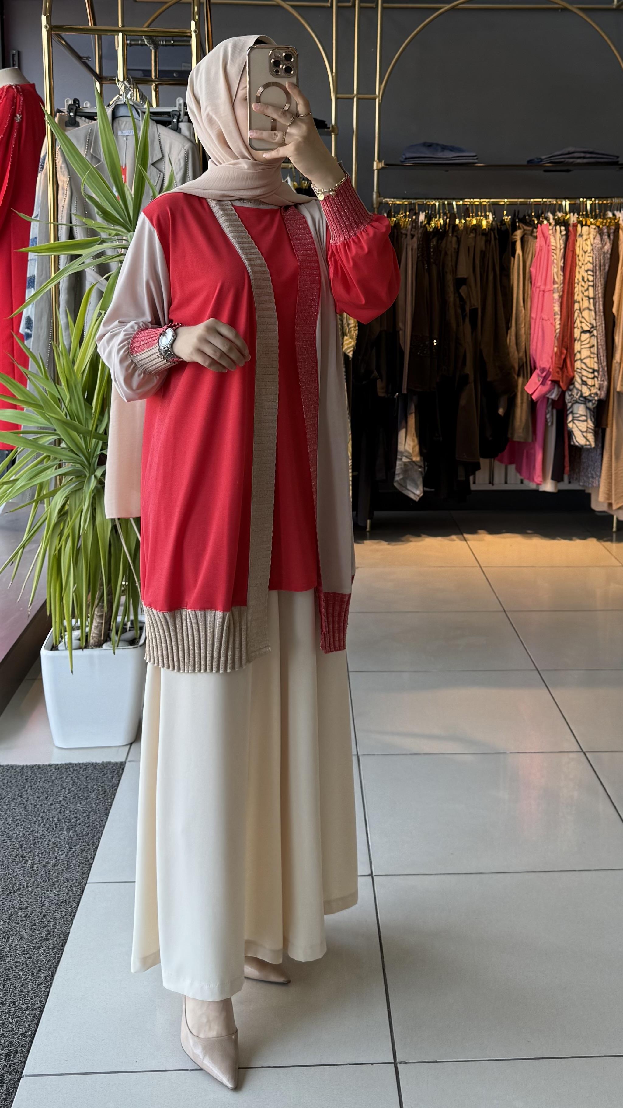 GHİSA HIRKA KIRMIZI