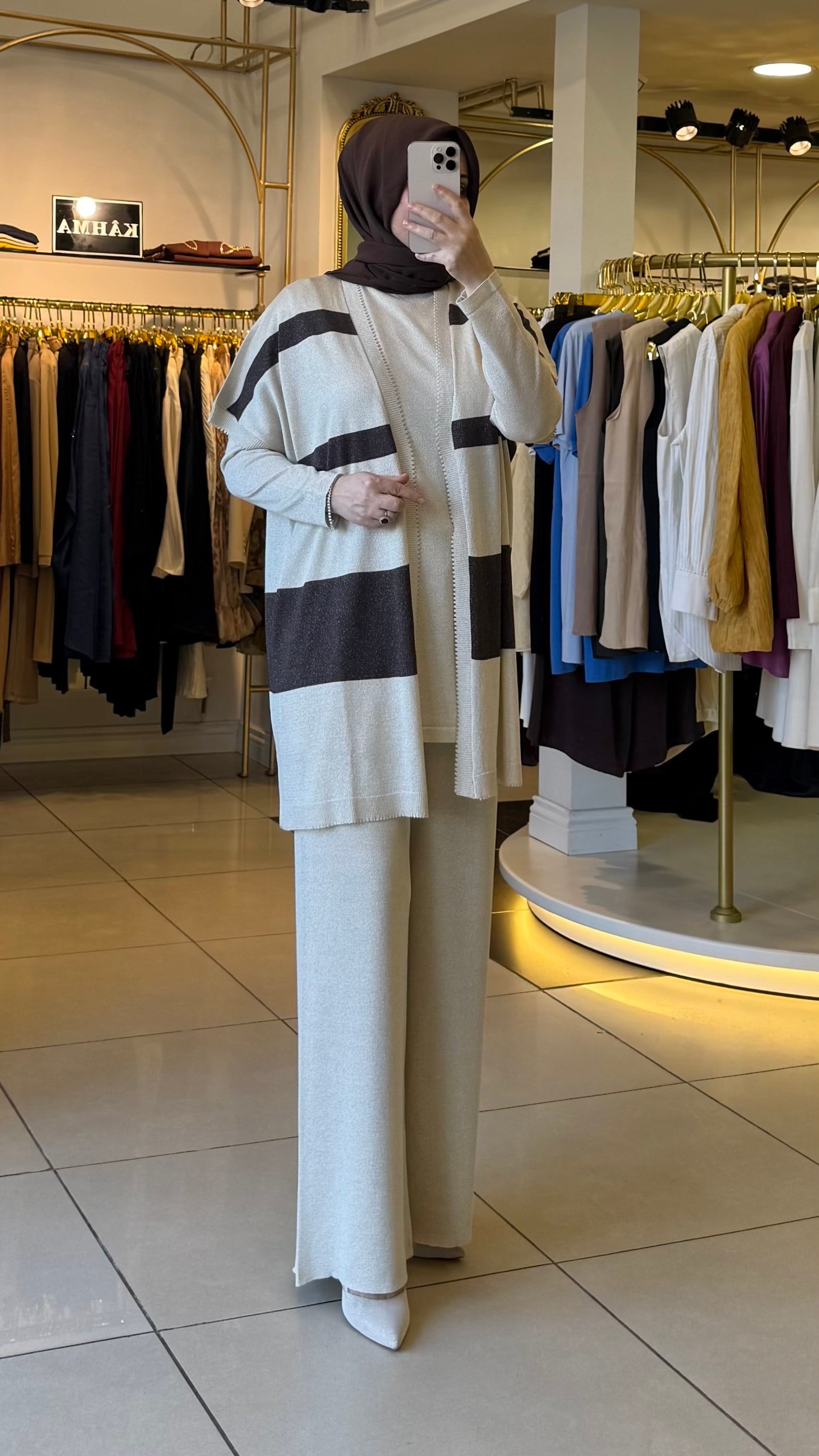 GHİSA ÜÇLÜ TAKIM