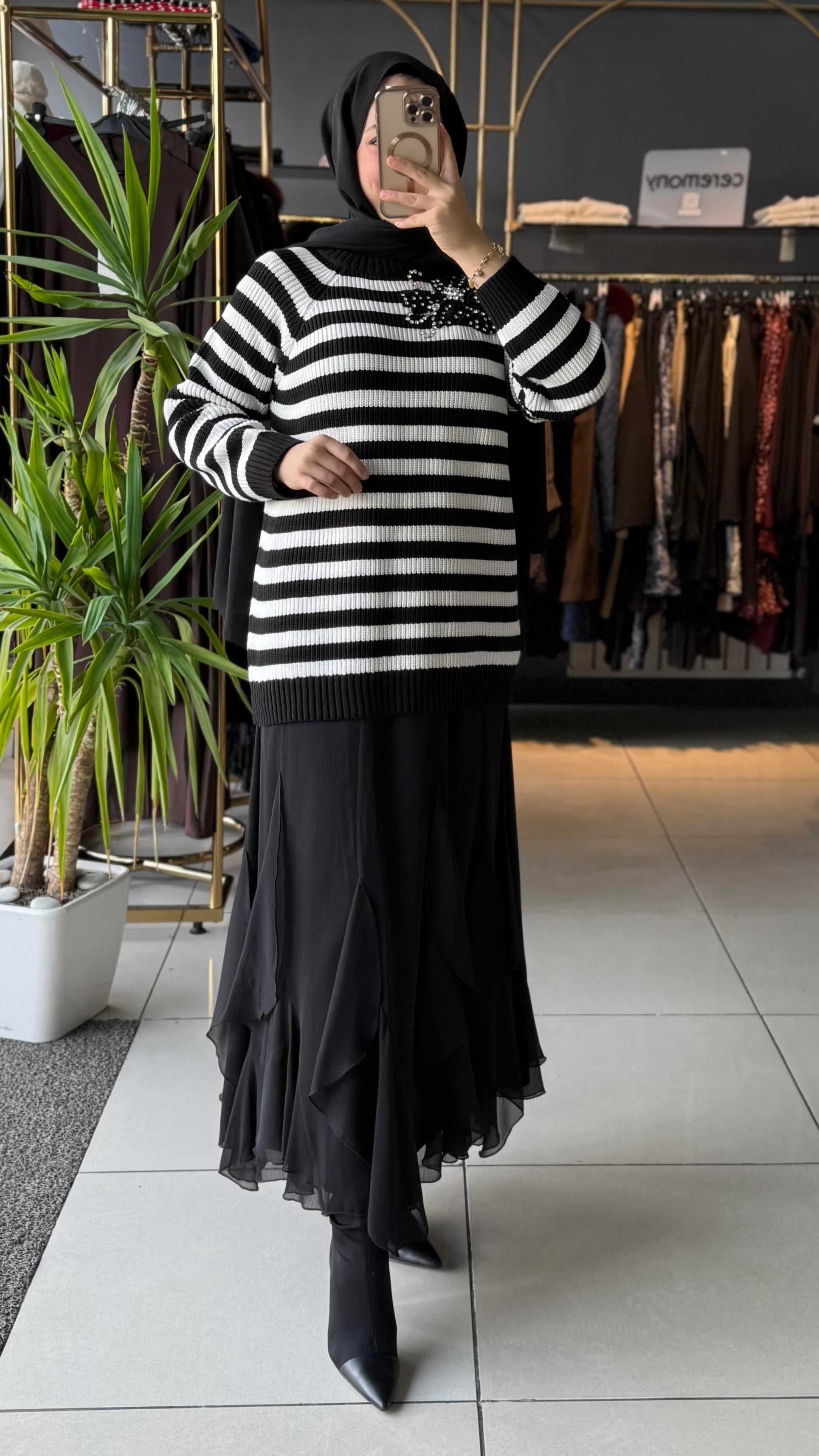 VENÖVE KAZAK SİYAH