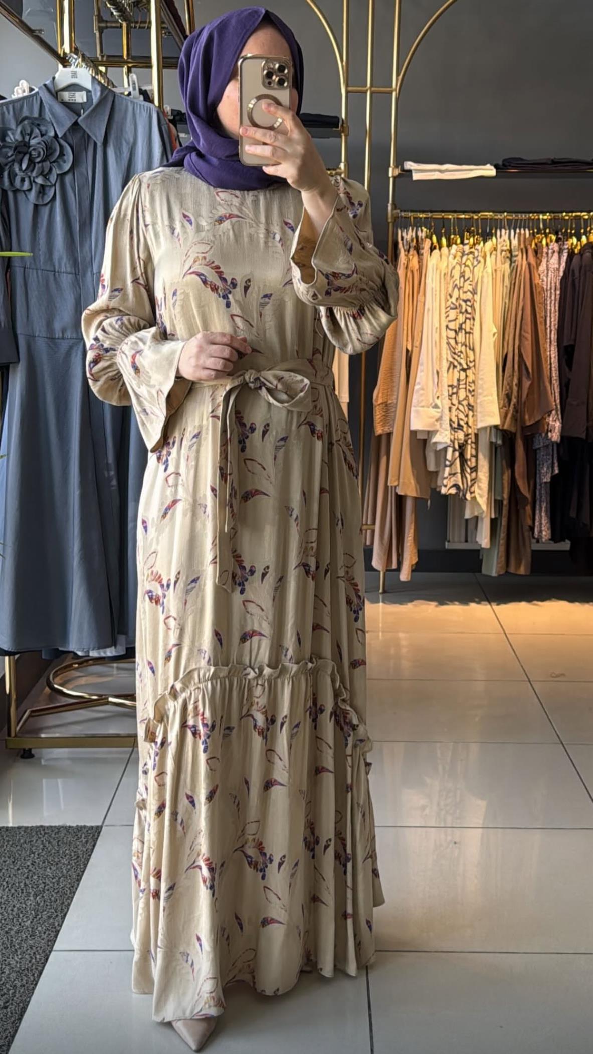 YEŞİM ÖZCAN ELBİE BEJ 