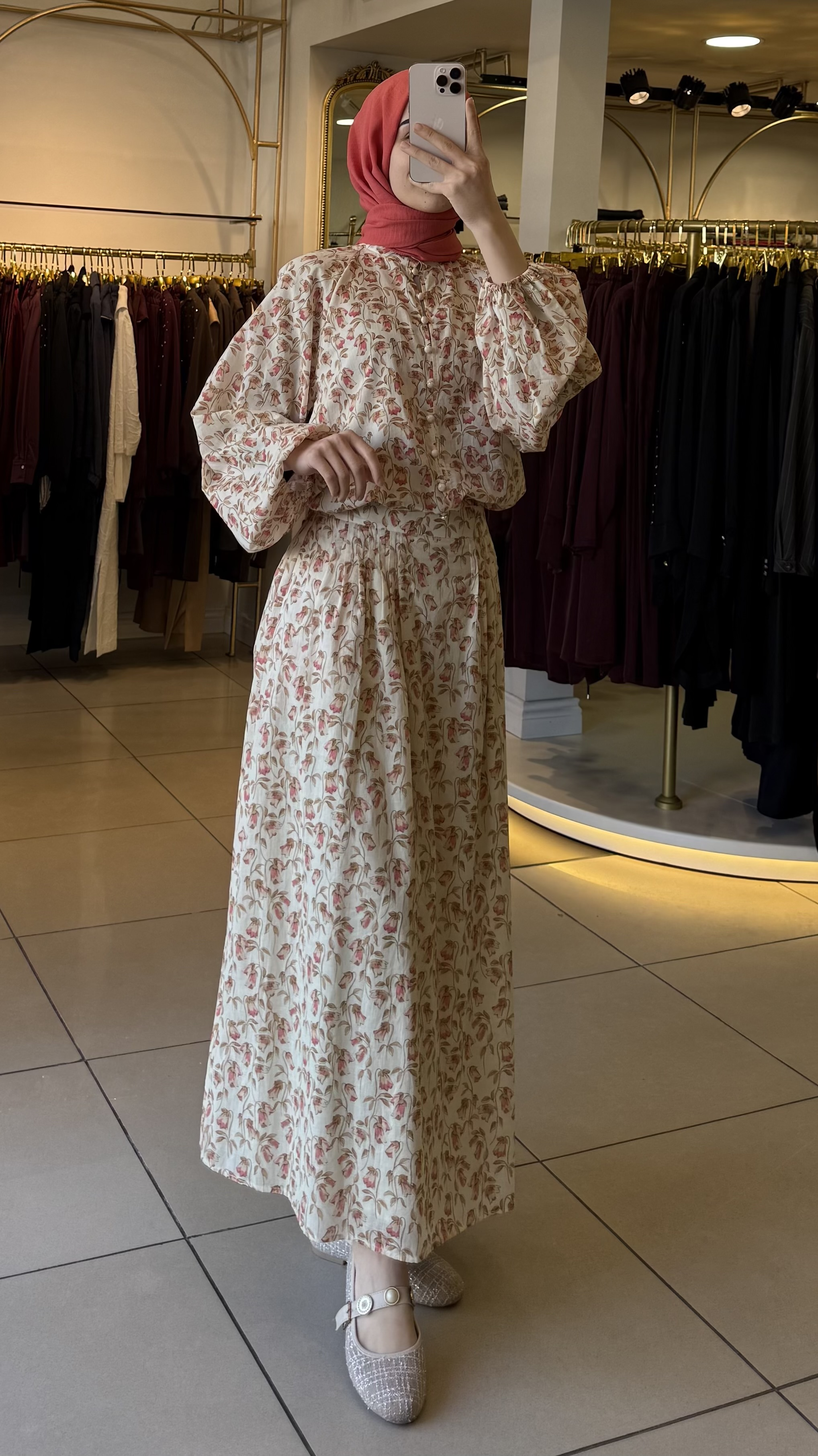 YEŞİM ÖZCAN TAKIM 