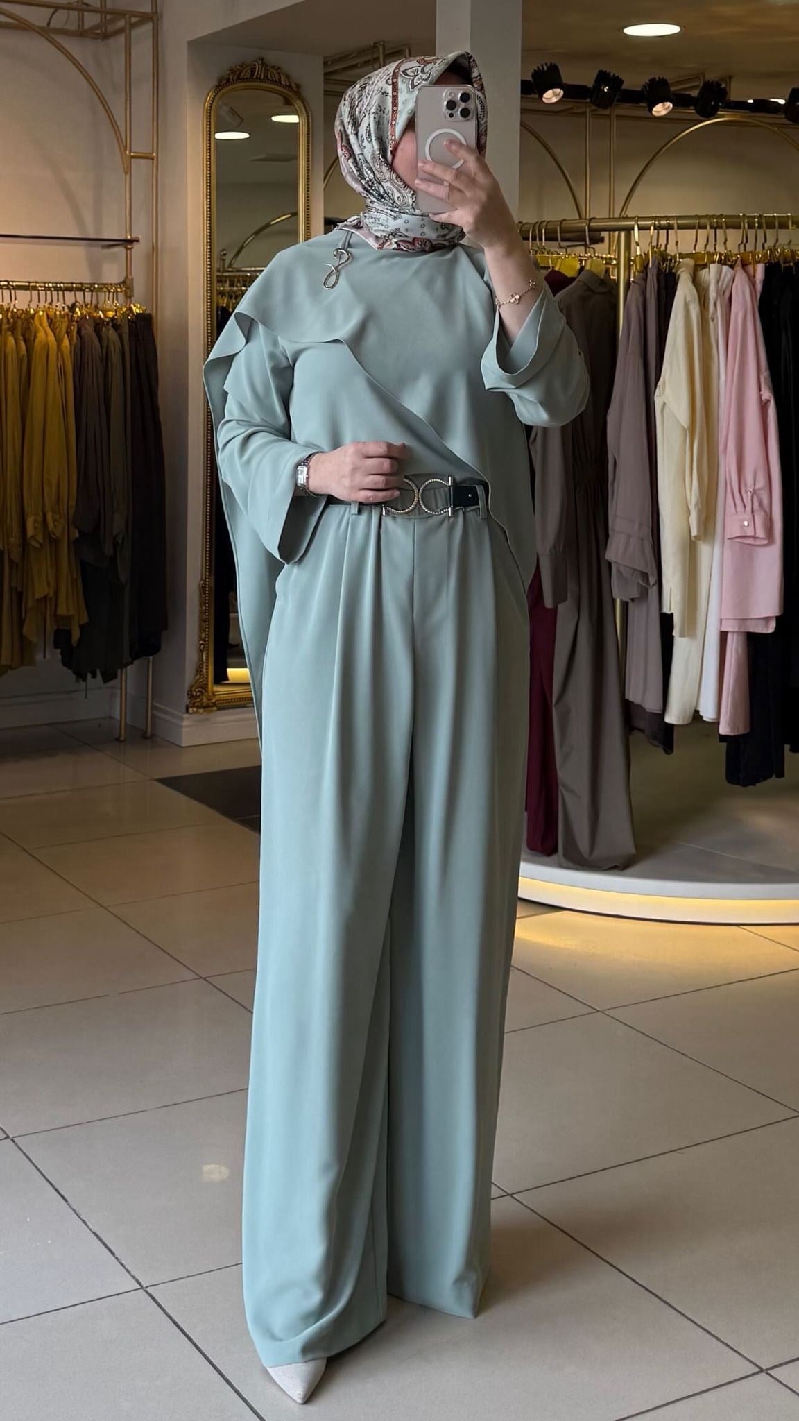 YEŞİM ÖZCAN TAKIM