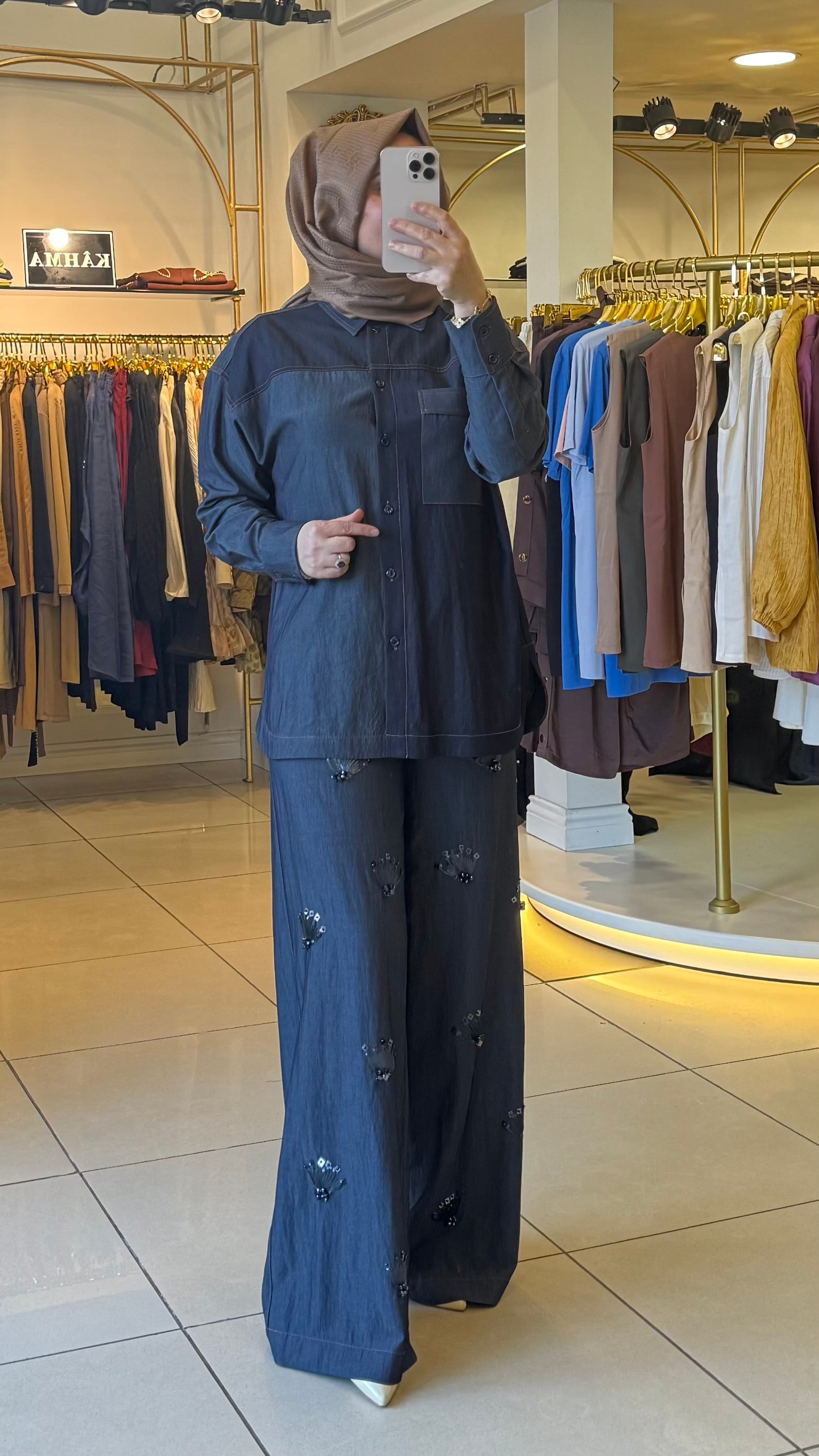 YEŞİM ÖZCAN TAKIM