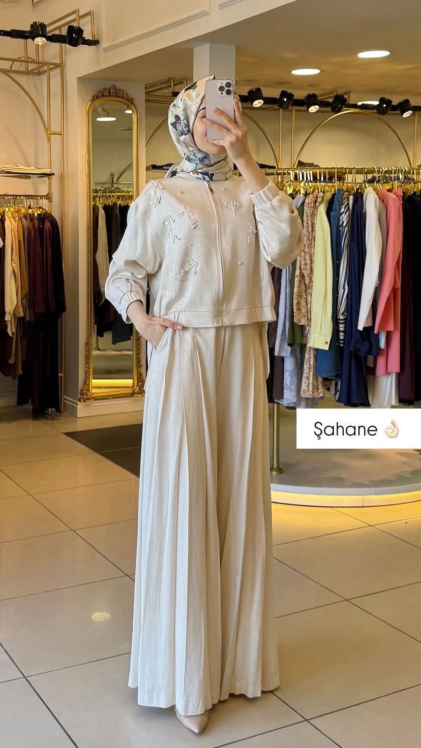 YEŞİM ÖZCAN TAKIM