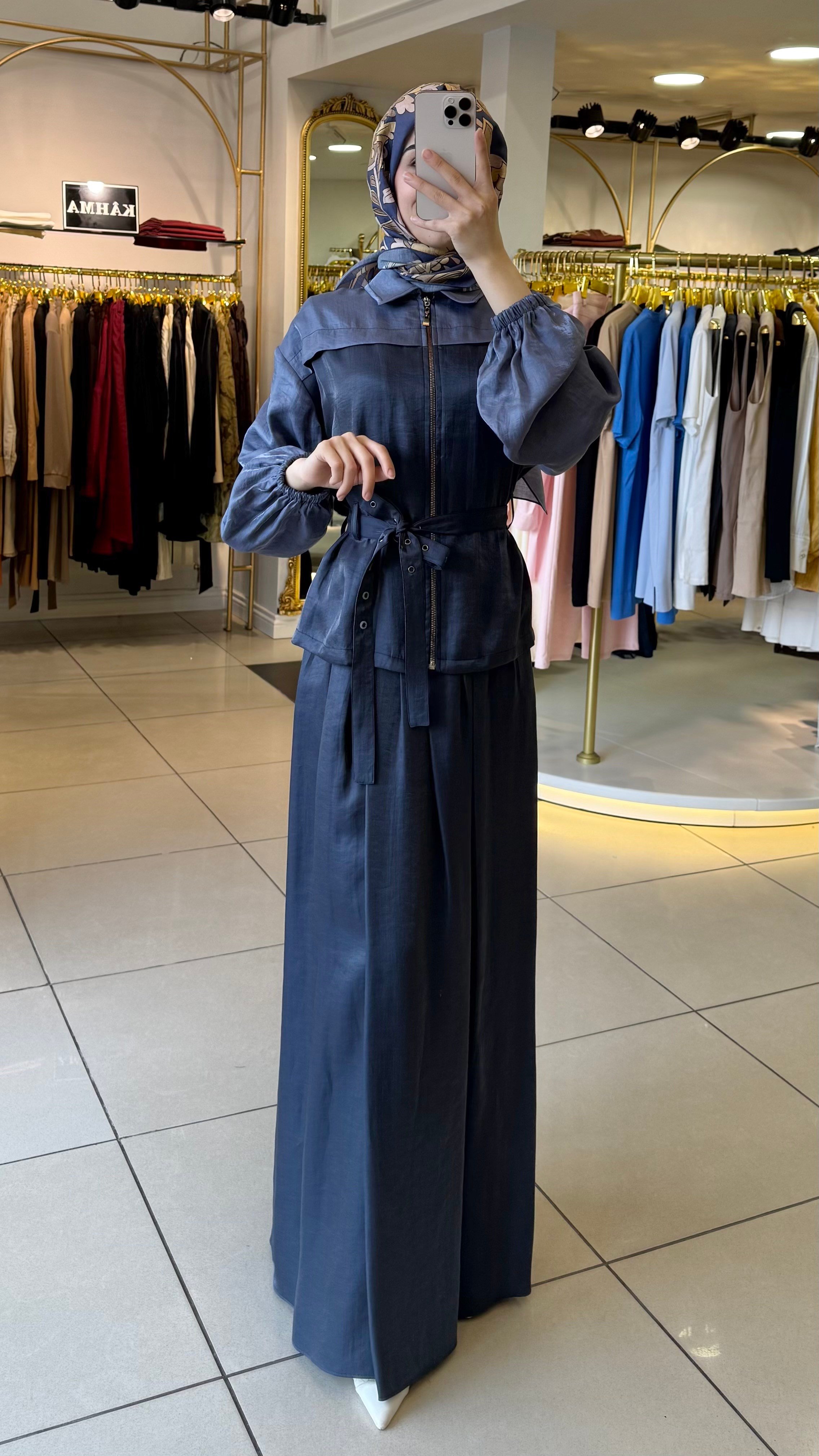 YEŞİM ÖZCAN TAKIM