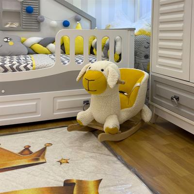 Peluş Ahşap Sallanır Kuzu