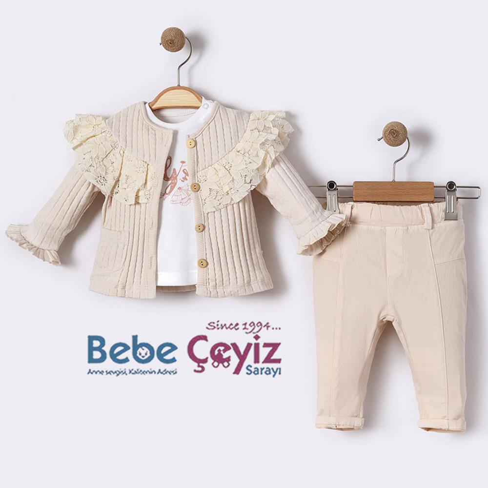 BEBESSİ Hırkalı Dantelli 3'lü Takım ( Bej )
