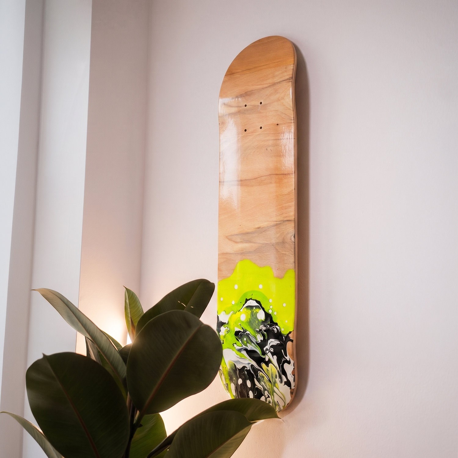  Natural Flow Skateboard