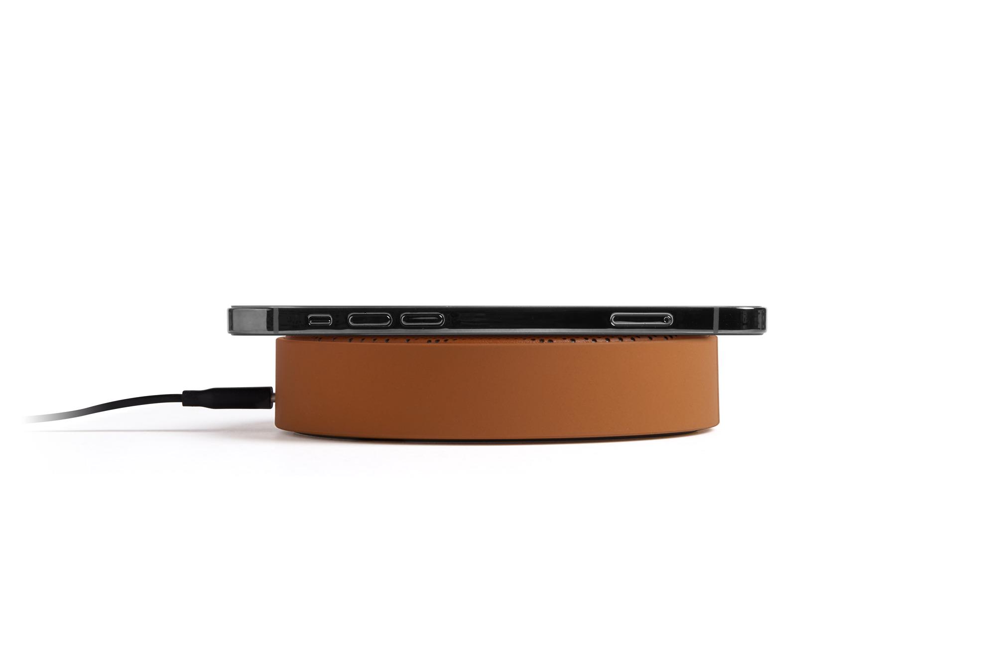 Lexon Oslo Energy + Kablosuz Şarj Cihazı ve Bluetooth Hoparlör