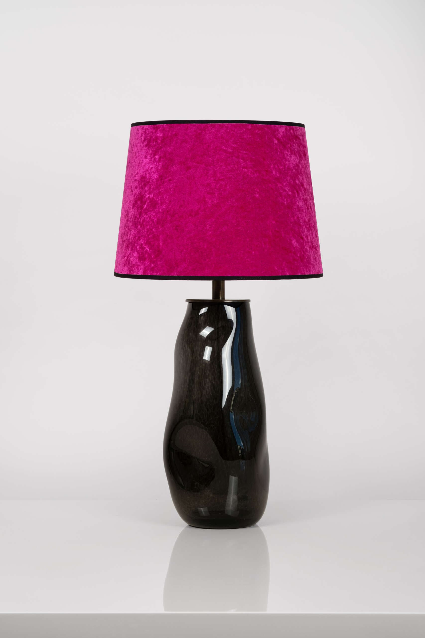 Amorf Peri Füme Abajur