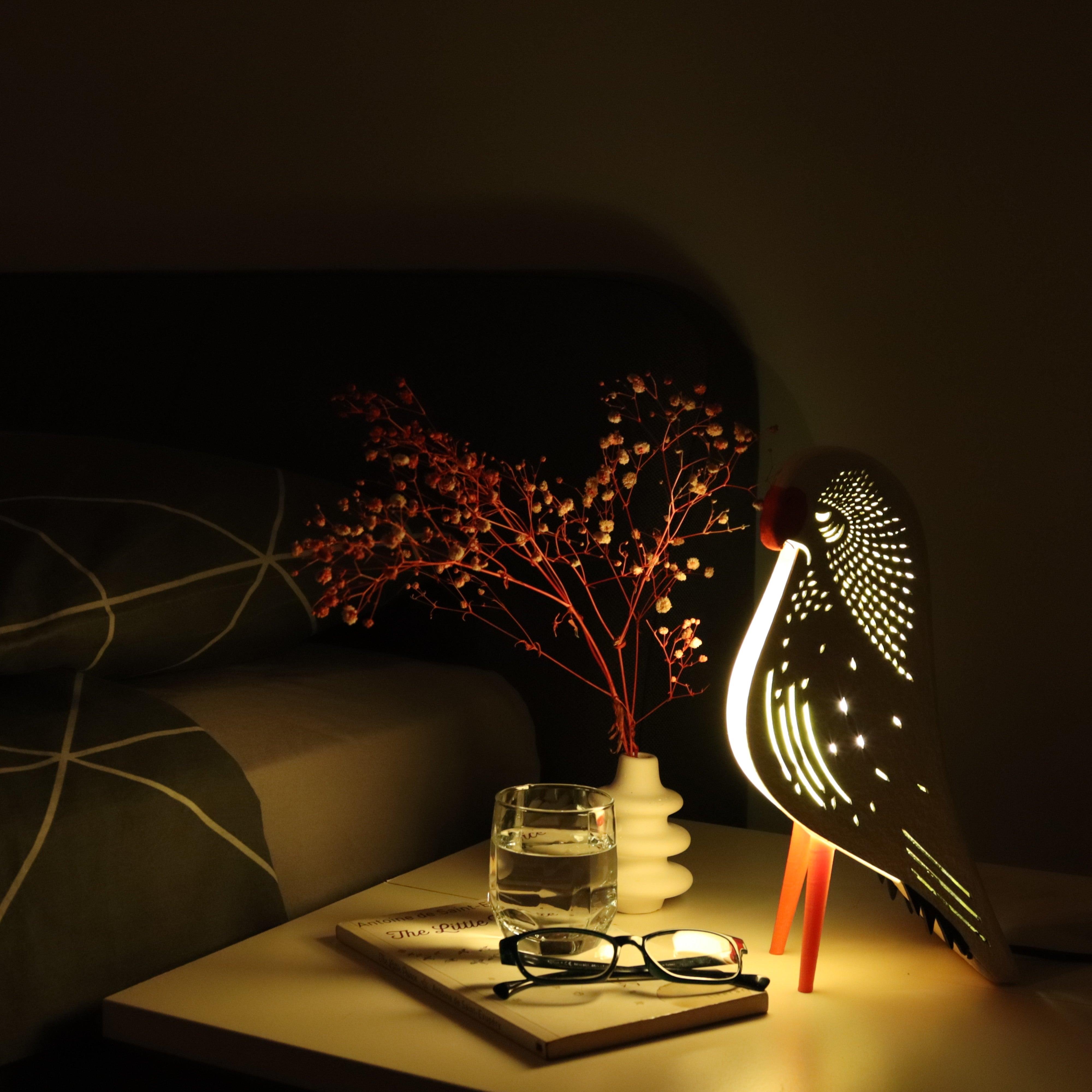 Budgie Sharp Masa Lambası