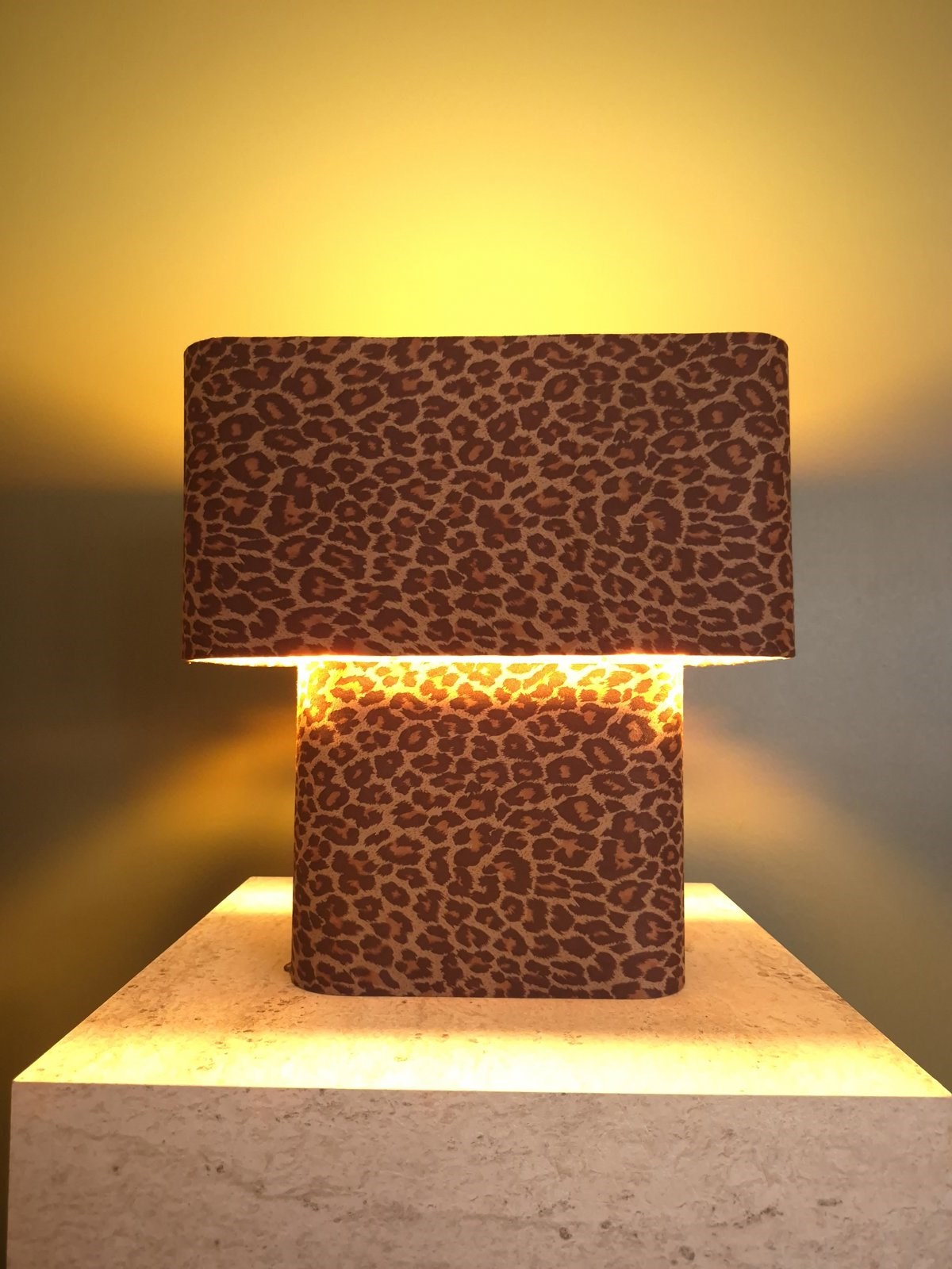 Camel Leopar Abajur