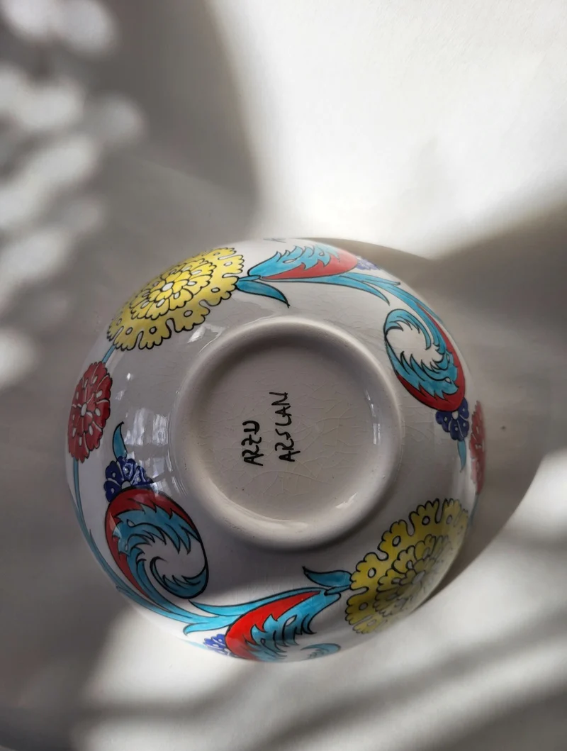 Çiçek Dekorlu Kase