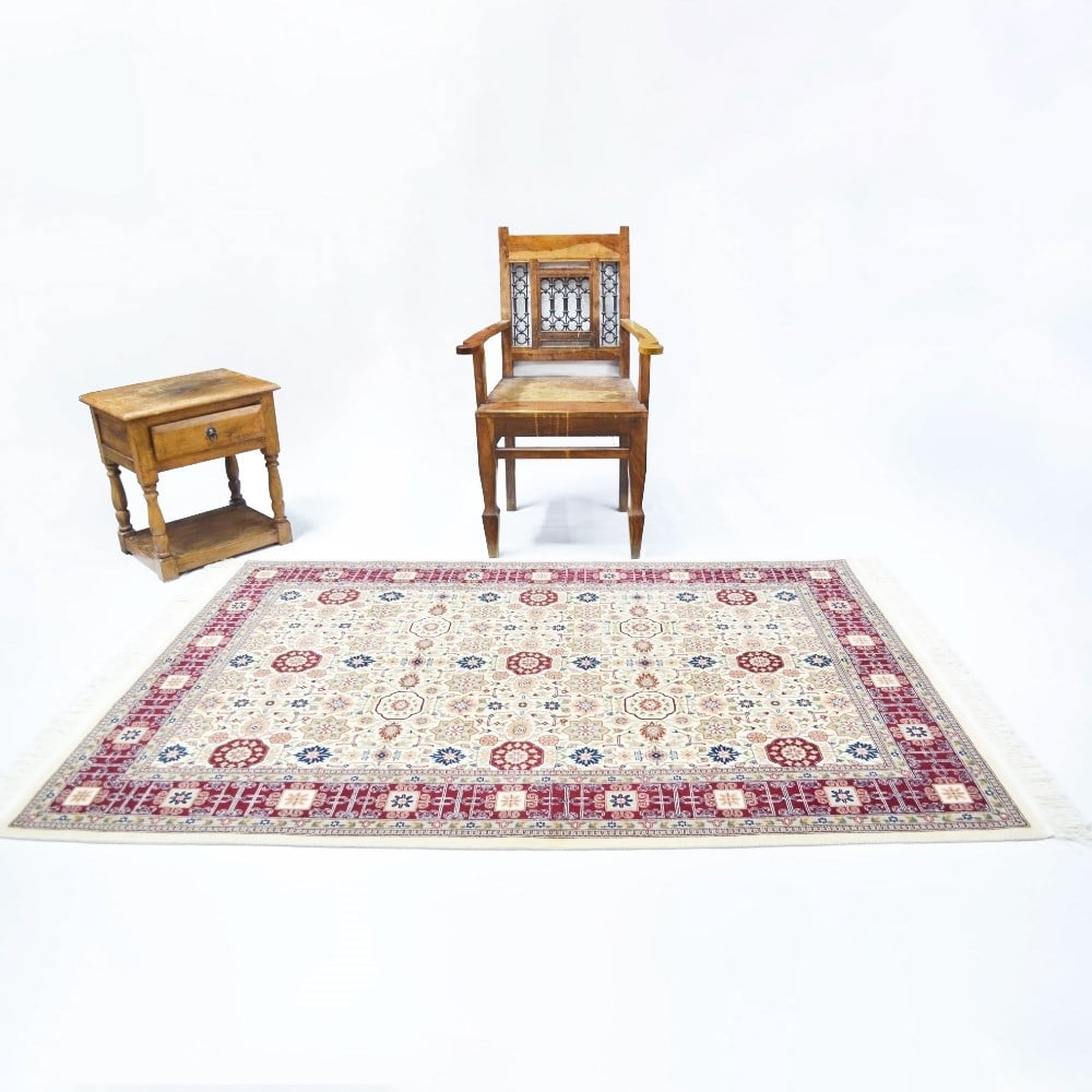 Kafkas Model Bordo ve Bej Renk Yünden El Dokuma Hereke Halısı 124x185 cm