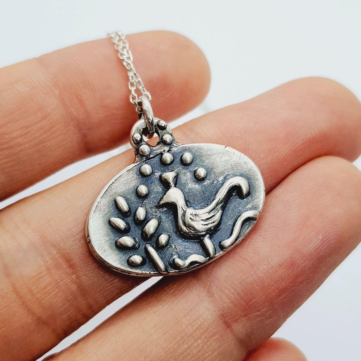 Kuşlu Gümüş Kolye