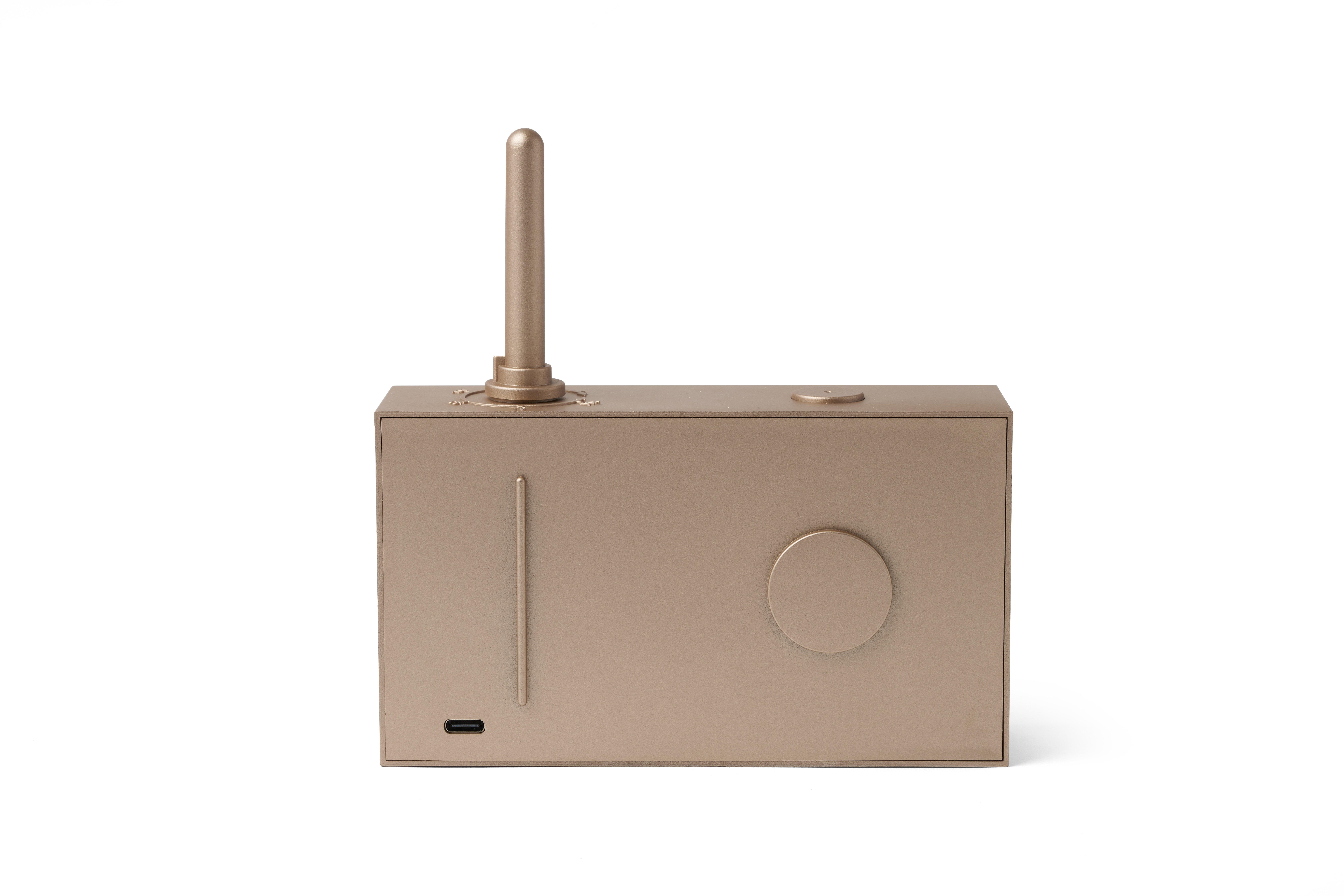 Lexon Tykho 3 Bluetooth Hoparlör ve Radyo - Dore