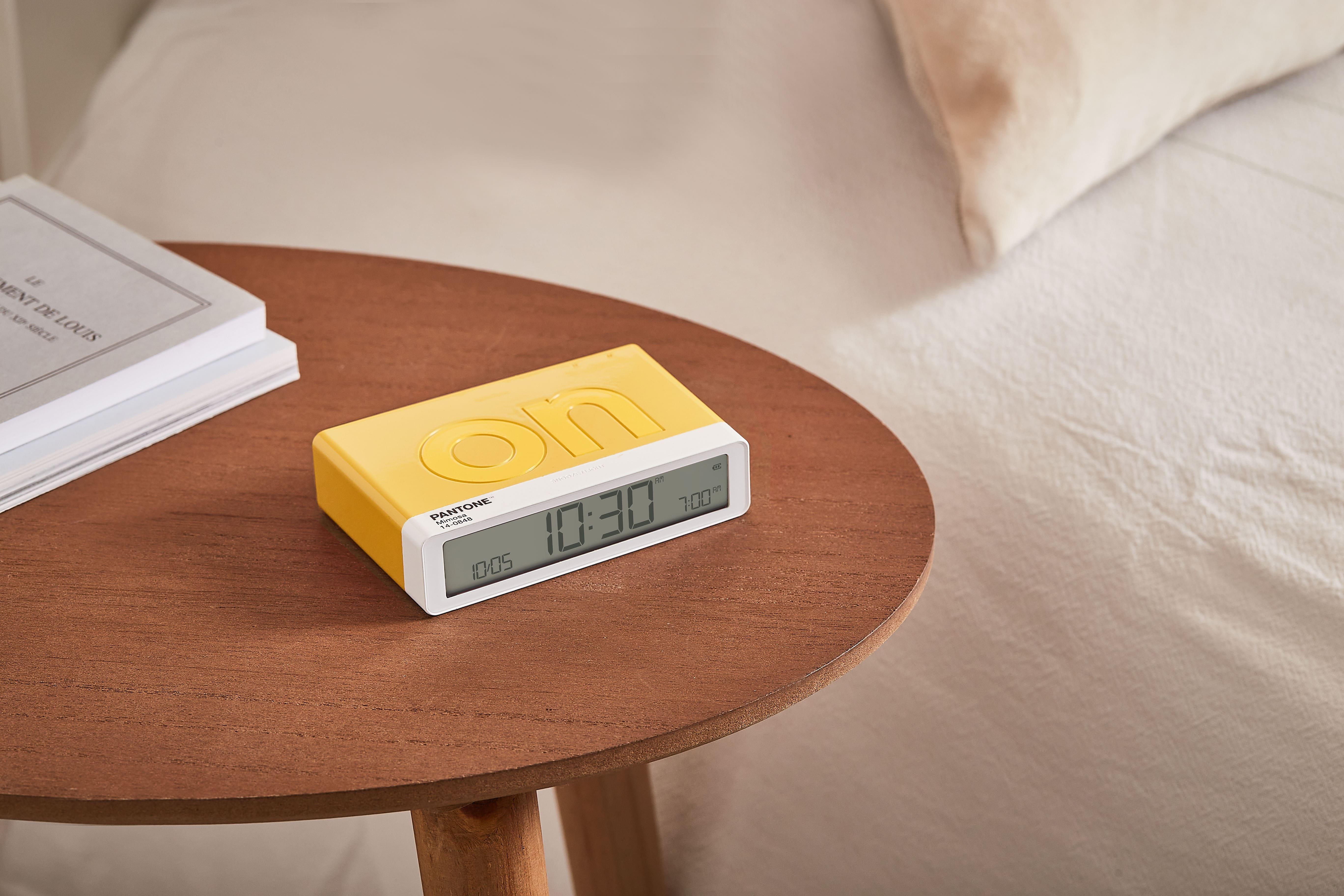 Lexon x Pantone Flip Klasik Şarj Edilebilir Alarm Saat Sarı