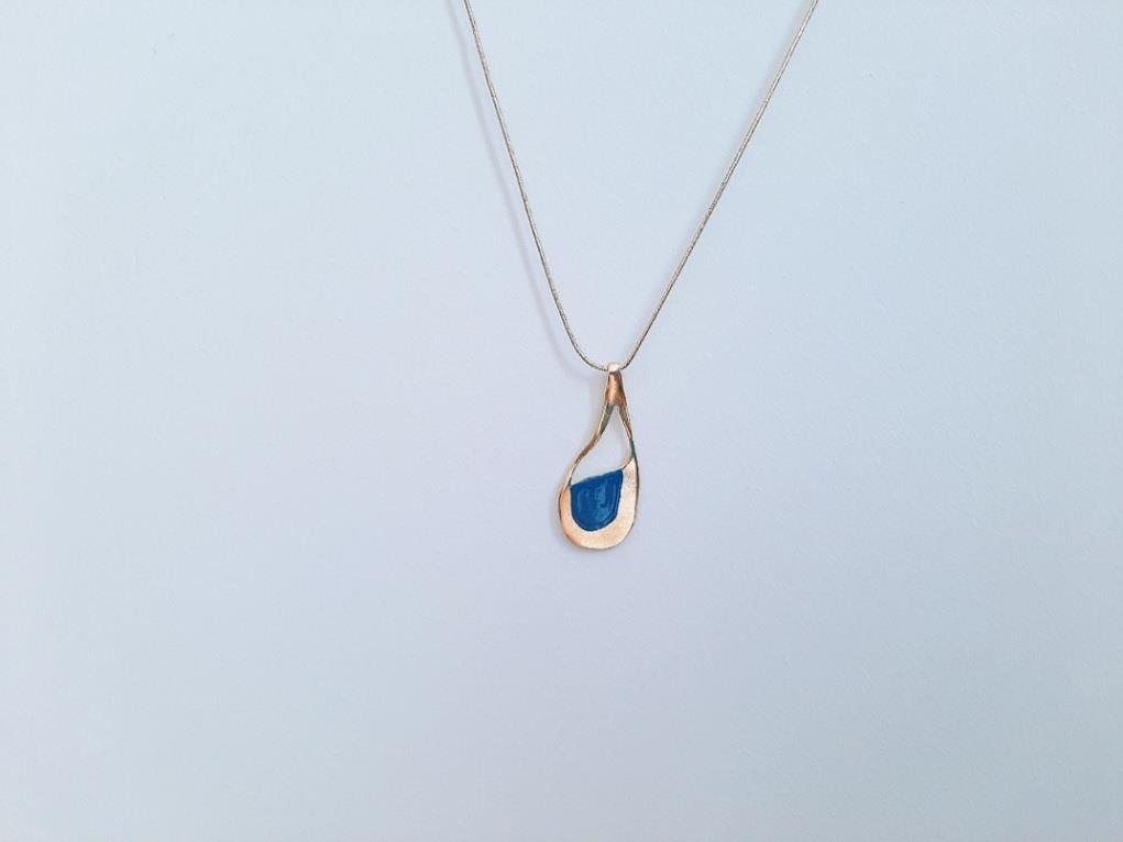 Mini Golden Tear Kolye