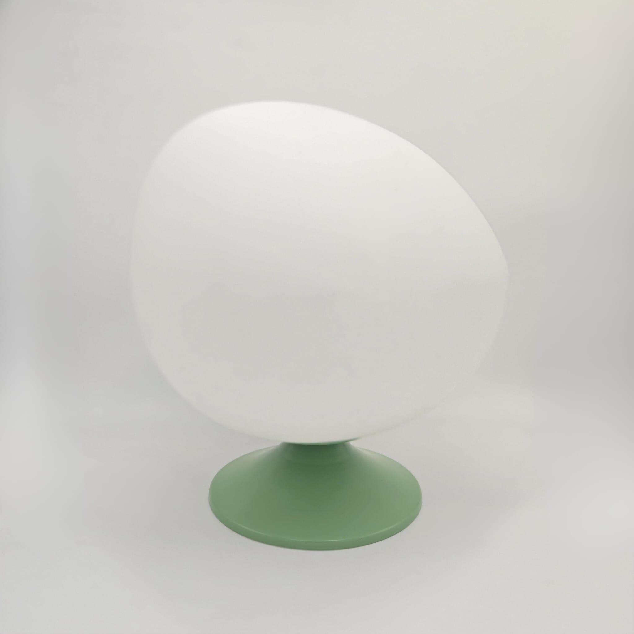 Egg Masaüstü Aydınlatma