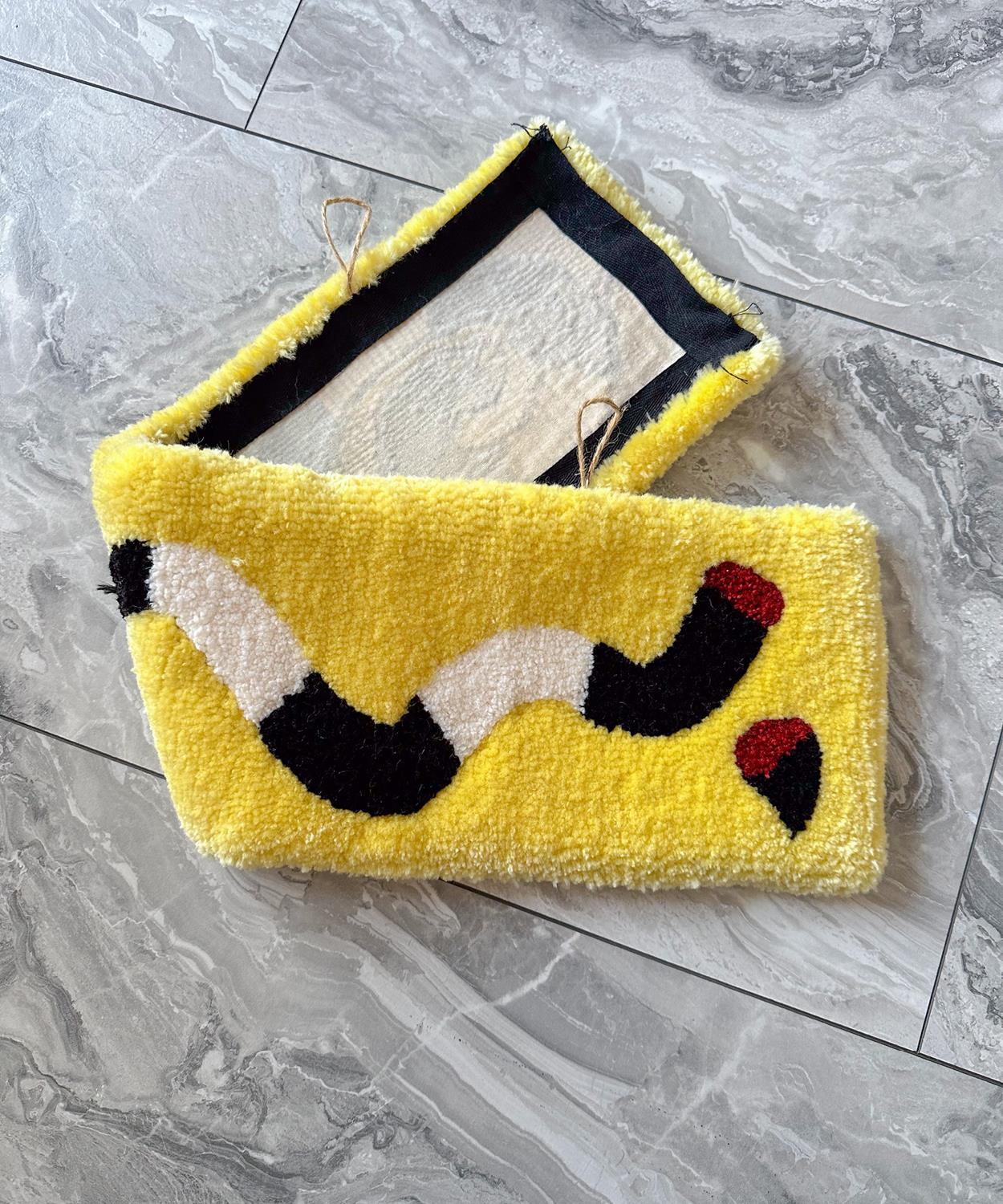 Snake Handtufted Duvar Halısı