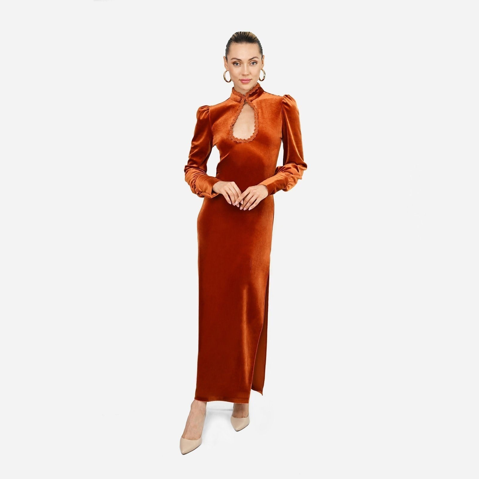 Tindra Cut-out Detailed Velvet Maxi Dress in Cinnamon 