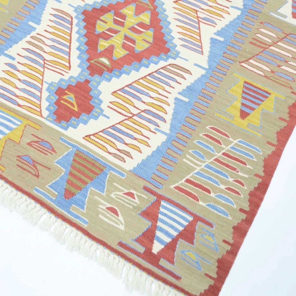 Uşak Yünden El Dokuma Yeşil, Mavi ve Kırmızı Renk Kilim 90x120 cm