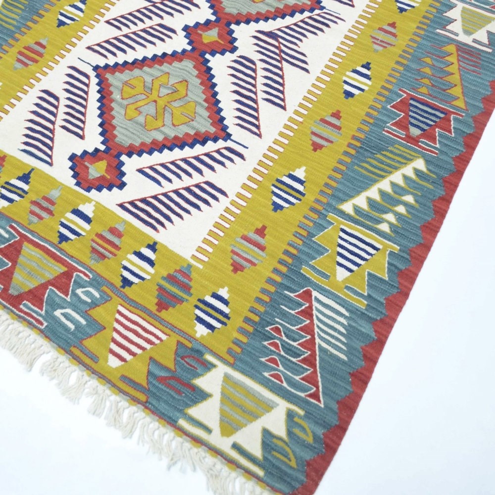 Uşak Yünden El Dokuma Yeşil, Sarı ve Bordo Renk Kilim 120x180 cm