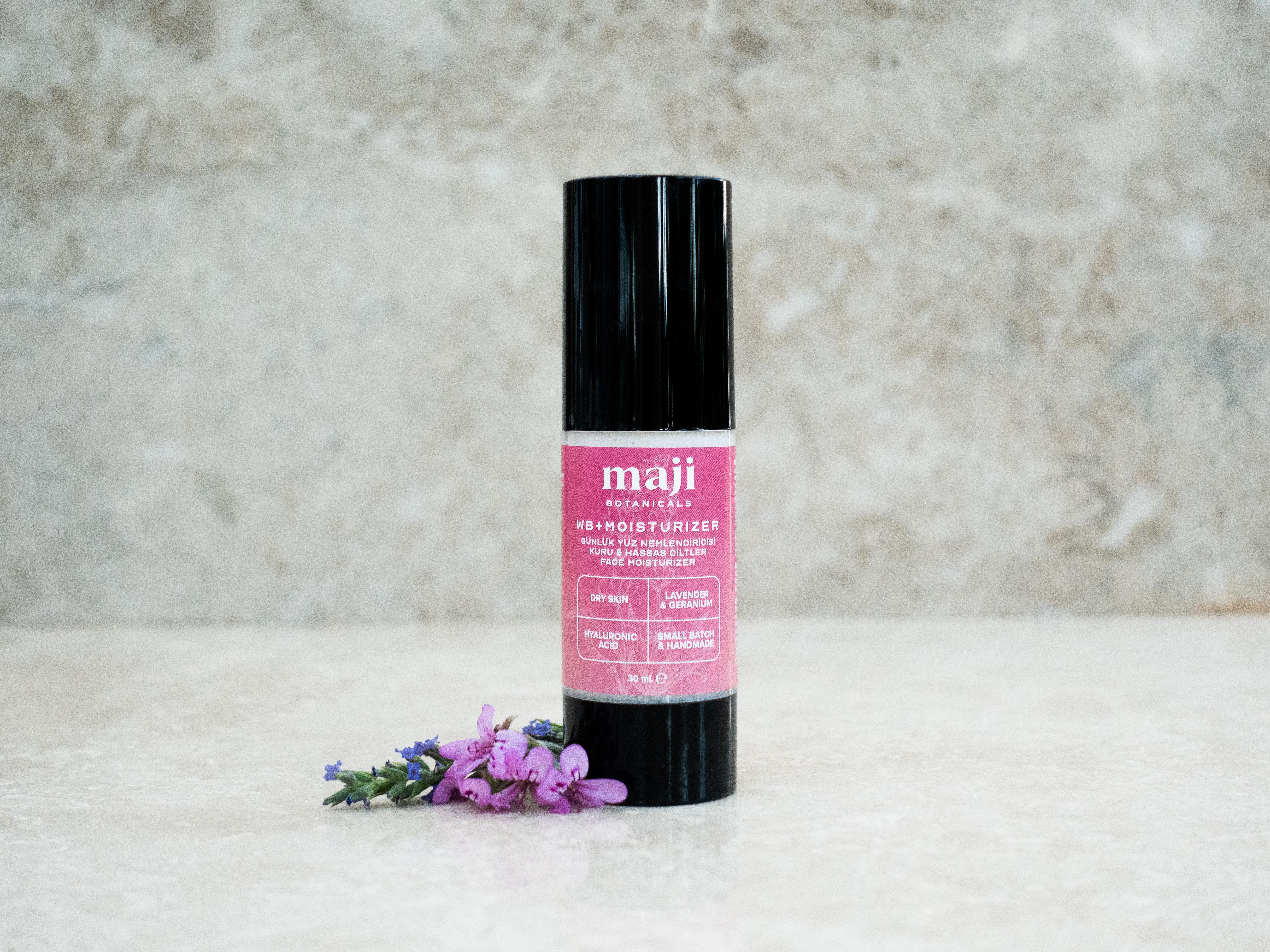 WB+ Moisturiser Kuru Cilt Yüz Nemlendiricisi