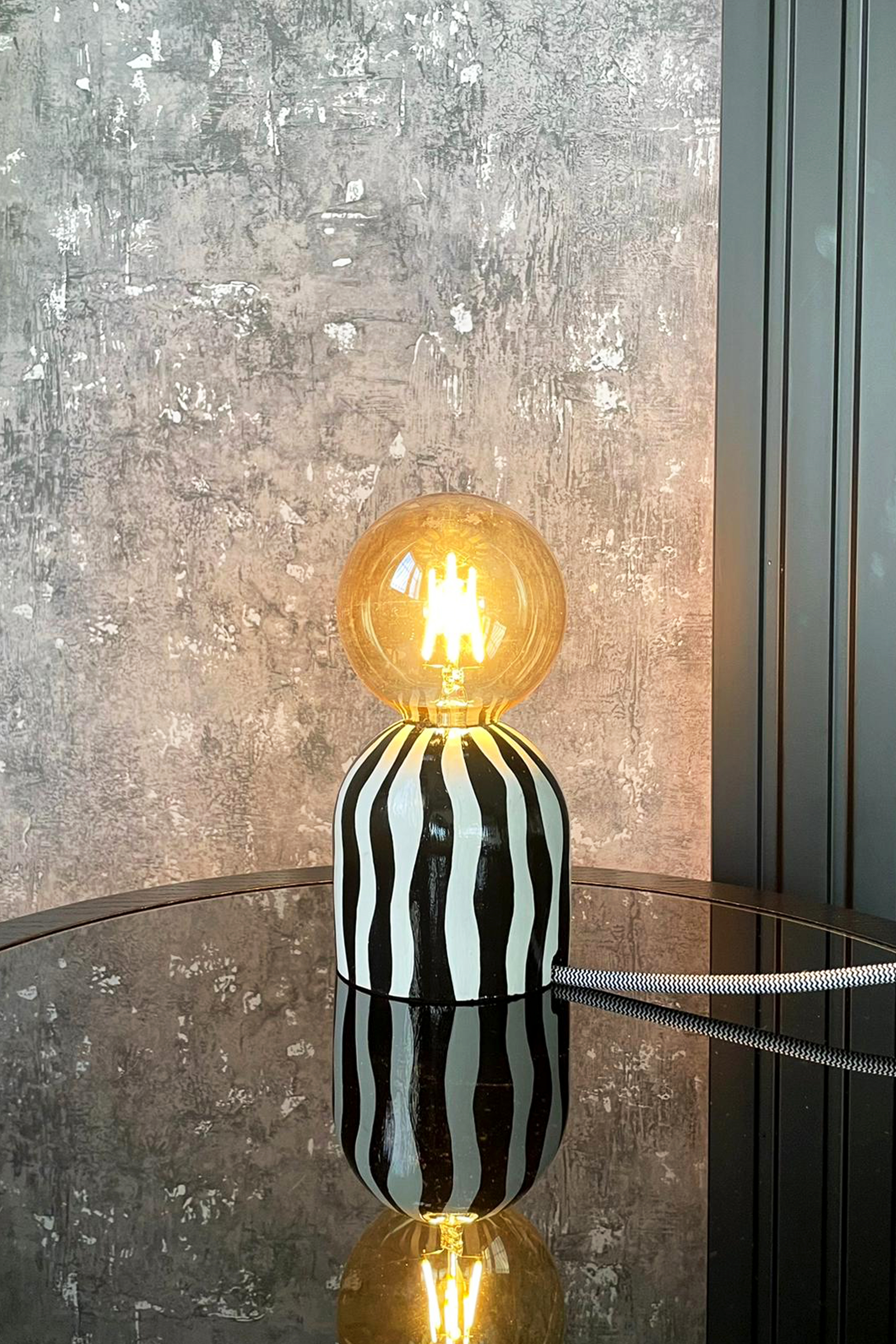 Zebra Masa Lambası