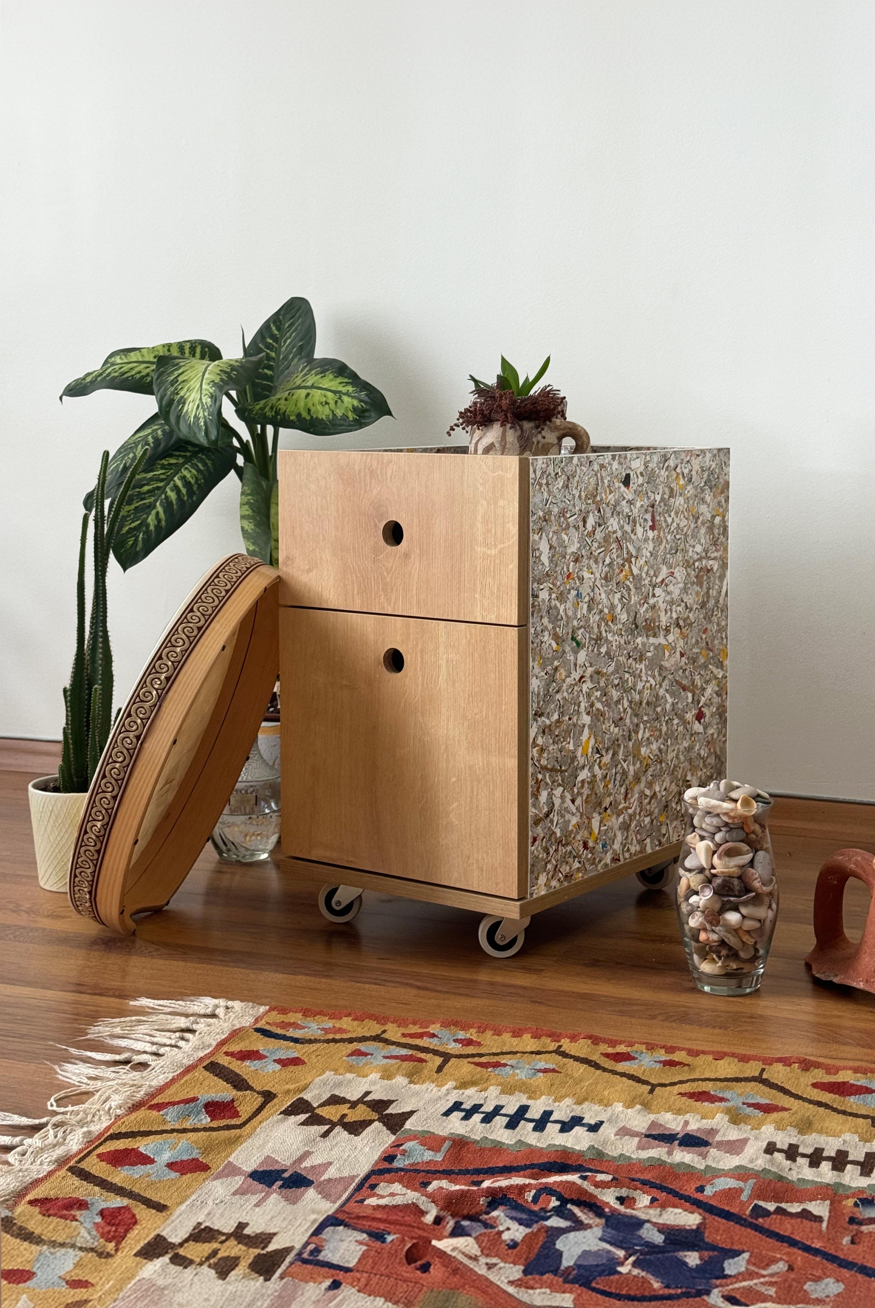 Zeyy- Modüler 2 Çekmeceli Tekerlekli Keson - Geri Dönüşüm Kompozit Panel (RCP)