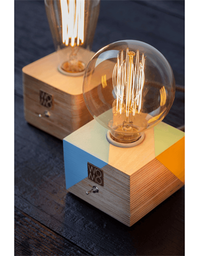 Ahşap Renkli Masa Lambası