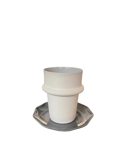 Başak Ceylaner / VIBURNUM -Kartopu Çiçeği- Porselen Bardak-170 ml