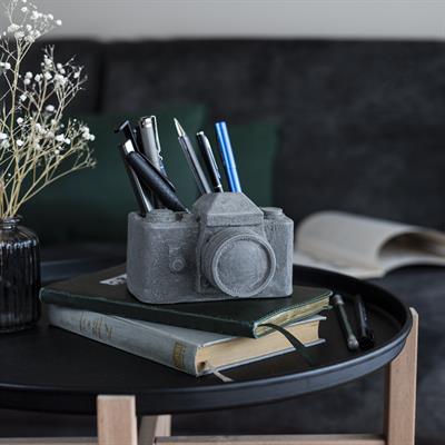 Beton Fotoğraf Makinesi Kalemlik