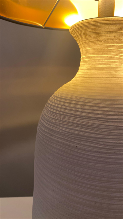 Beyaz Til Boyunlu Abajur