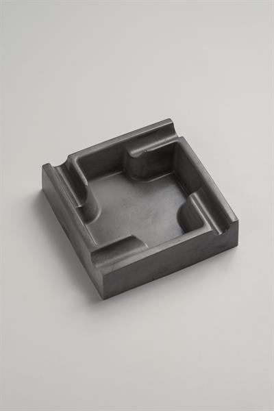 Block Küllük, Kül Tablası