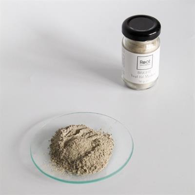 Bright Yeşil Kil Maskesi Yağlı ve Lekelenmeye Eğilimli Ciltler