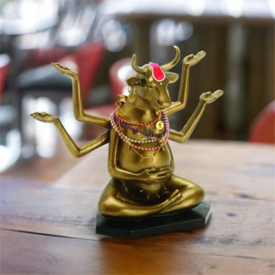 Buddha Cow - El Yapımı Dekoratif İnek Figürü