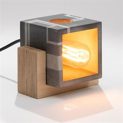 Circuit Beton Ahşap Masa Lambası - Kare