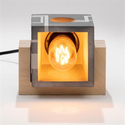 Circuit Beton Ahşap Masa Lambası - Kare