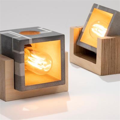 Circuit Beton Ahşap Masa Lambası - Kare